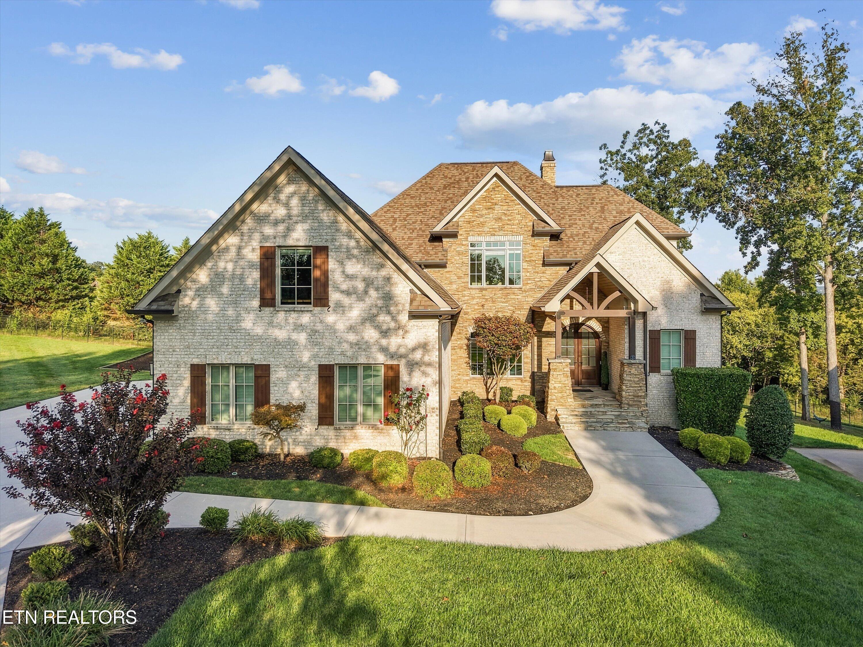 404 Stone Villa Lane