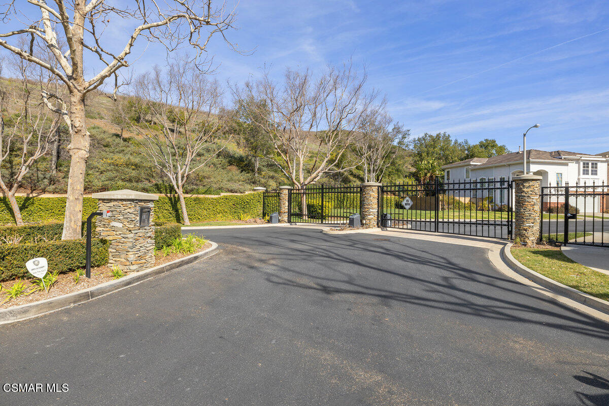 2787 Stonecutter Street