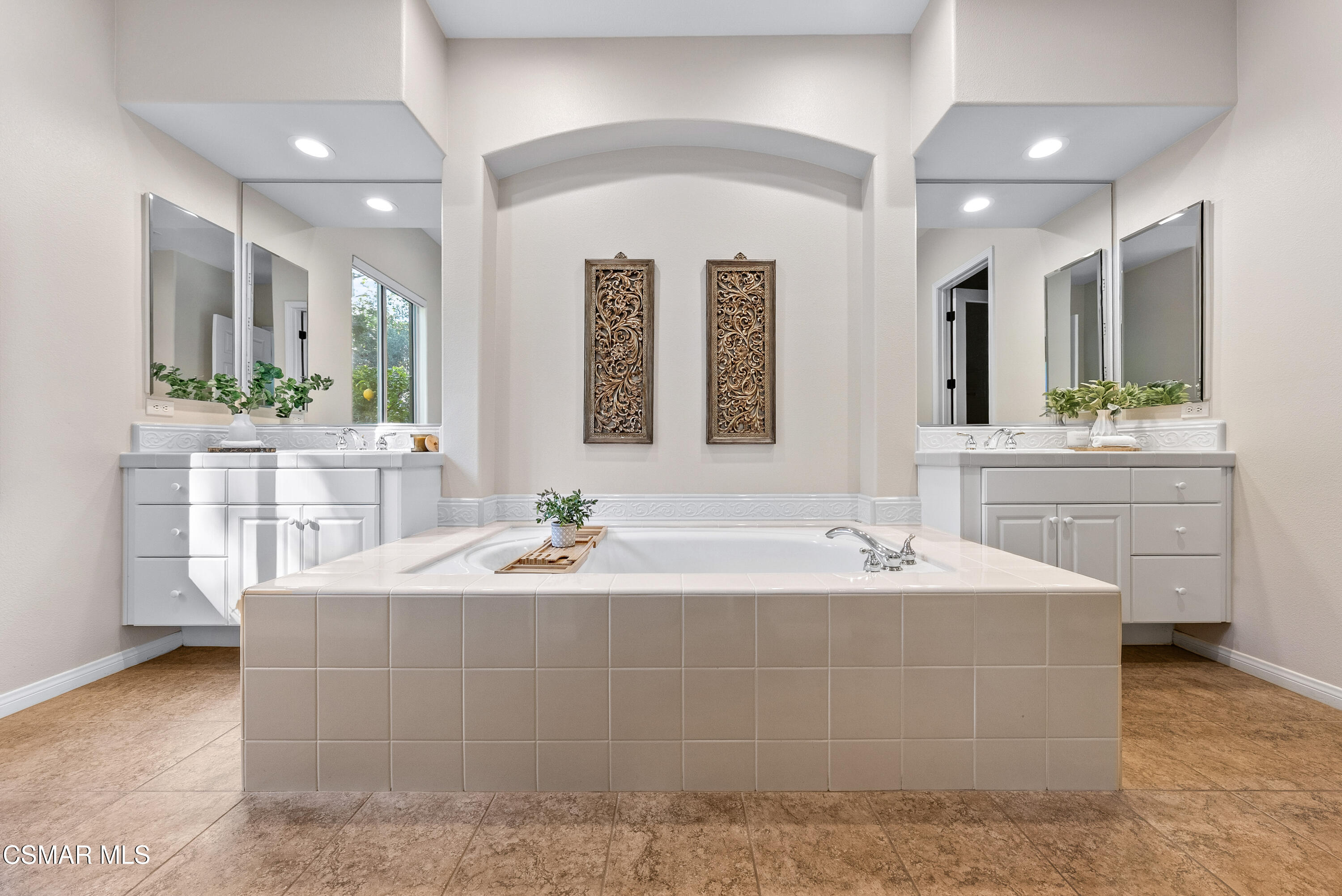 5335 Via Jacinto, Newbury Park