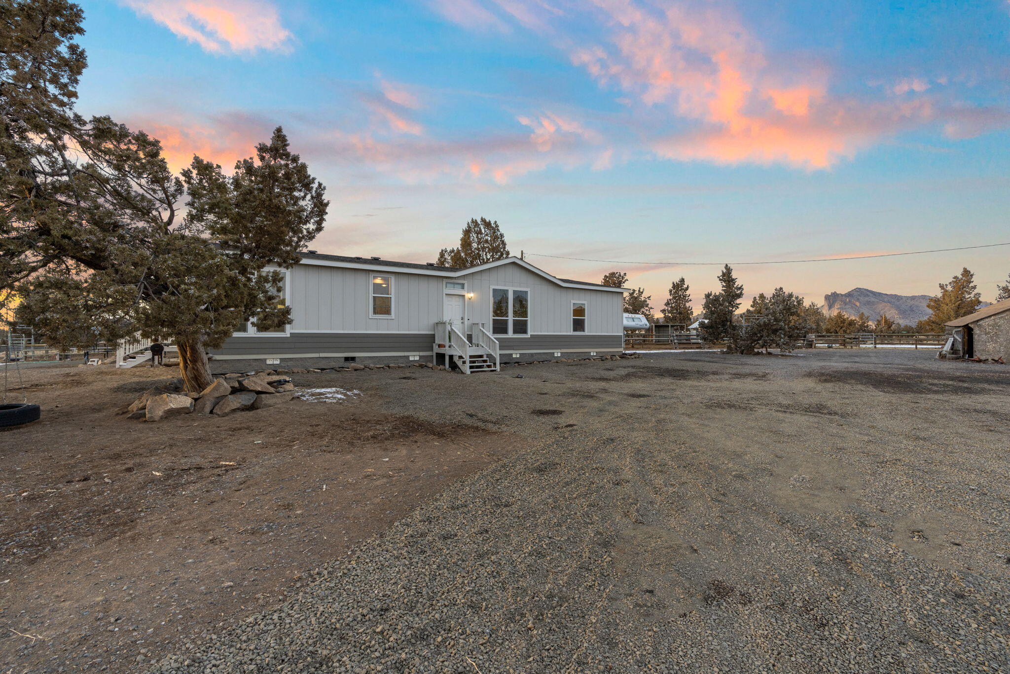 6655 NE 33rd Street