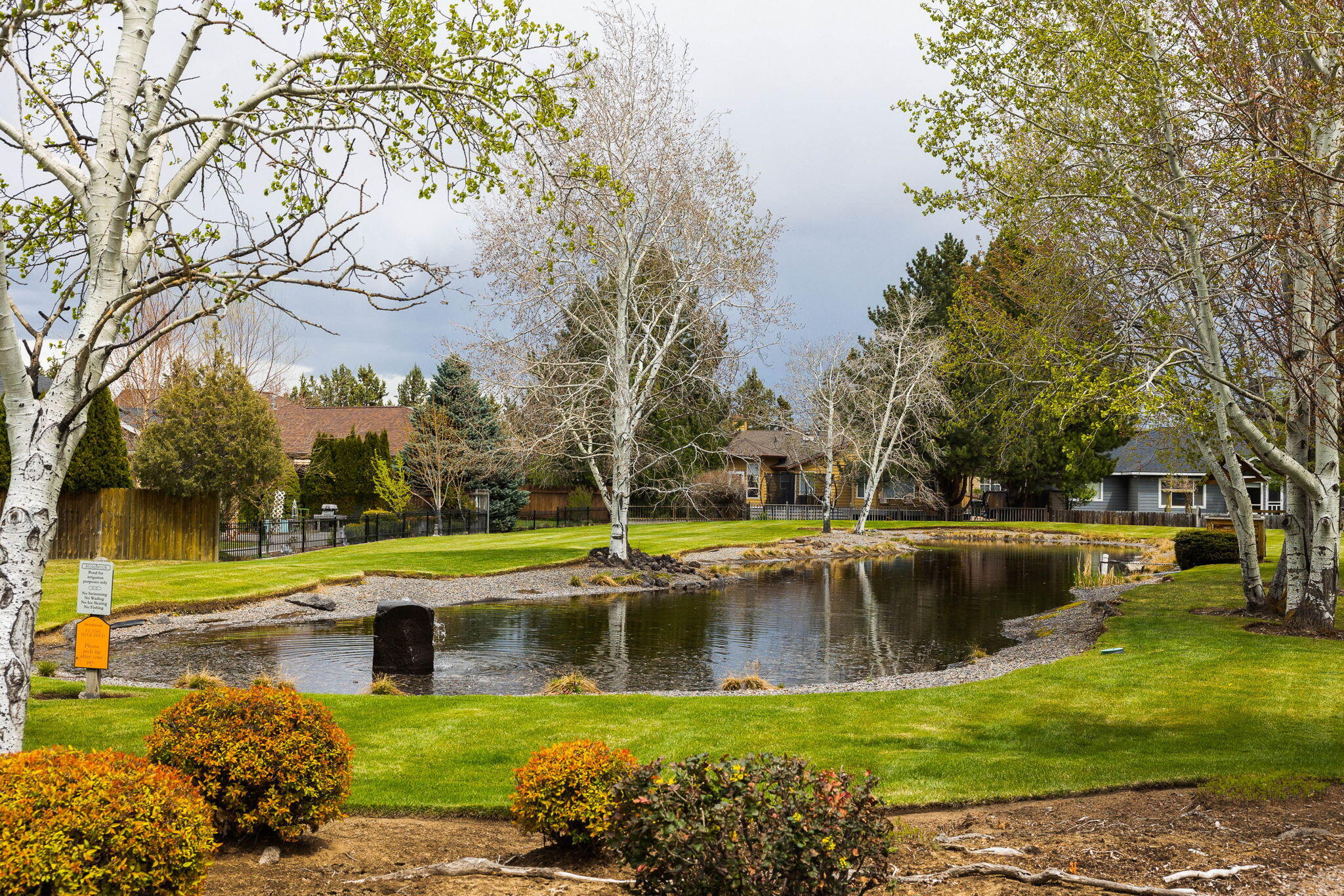 2287 NE Lakeridge Drive