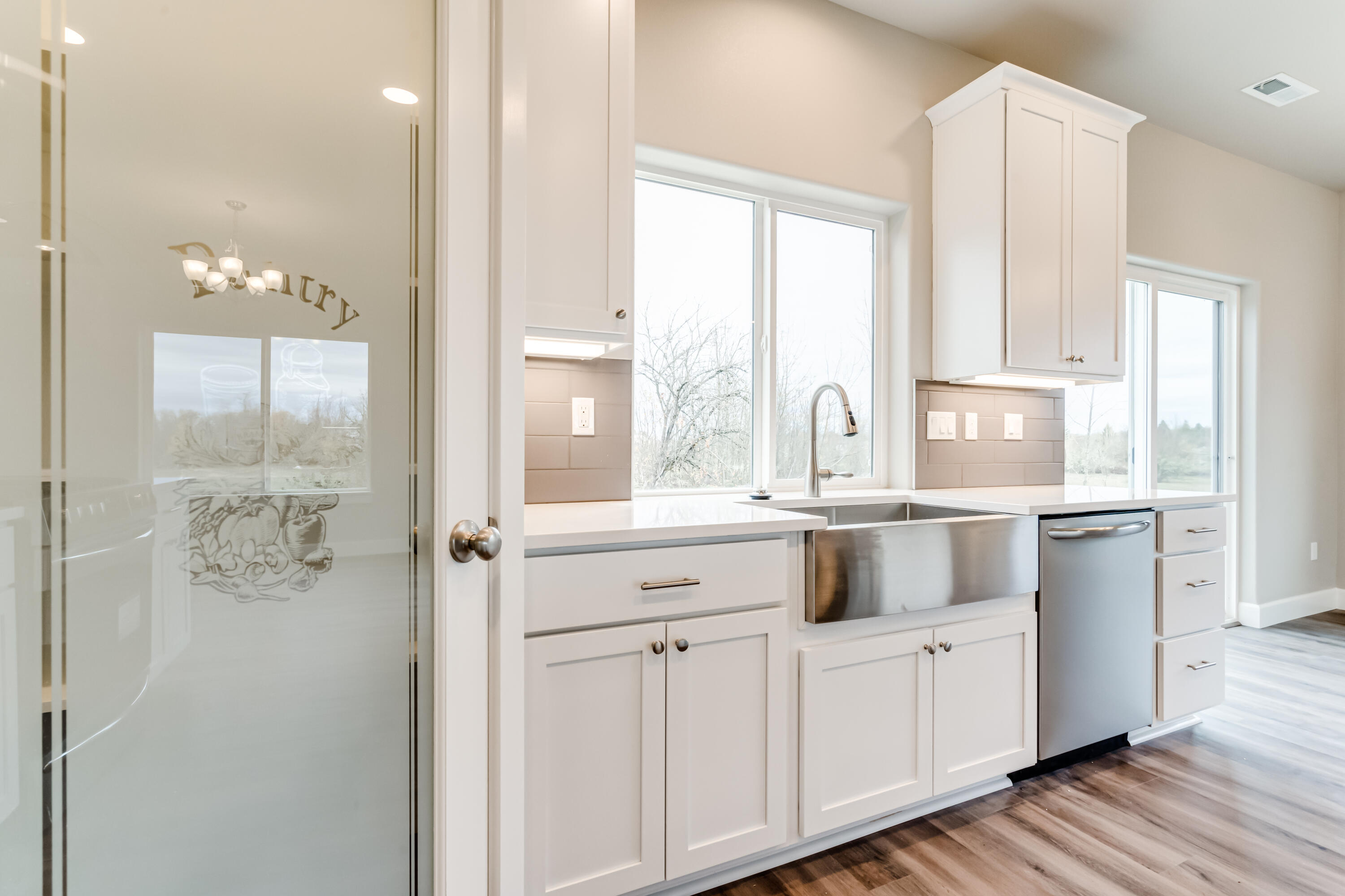 1086 NW Walnut Avenue, 72