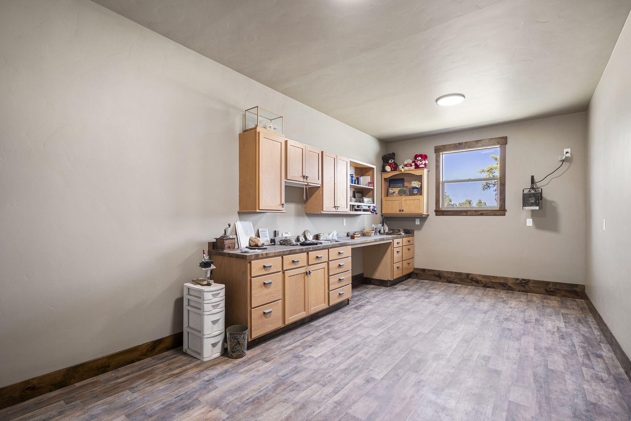 25480 Bachelor Lane