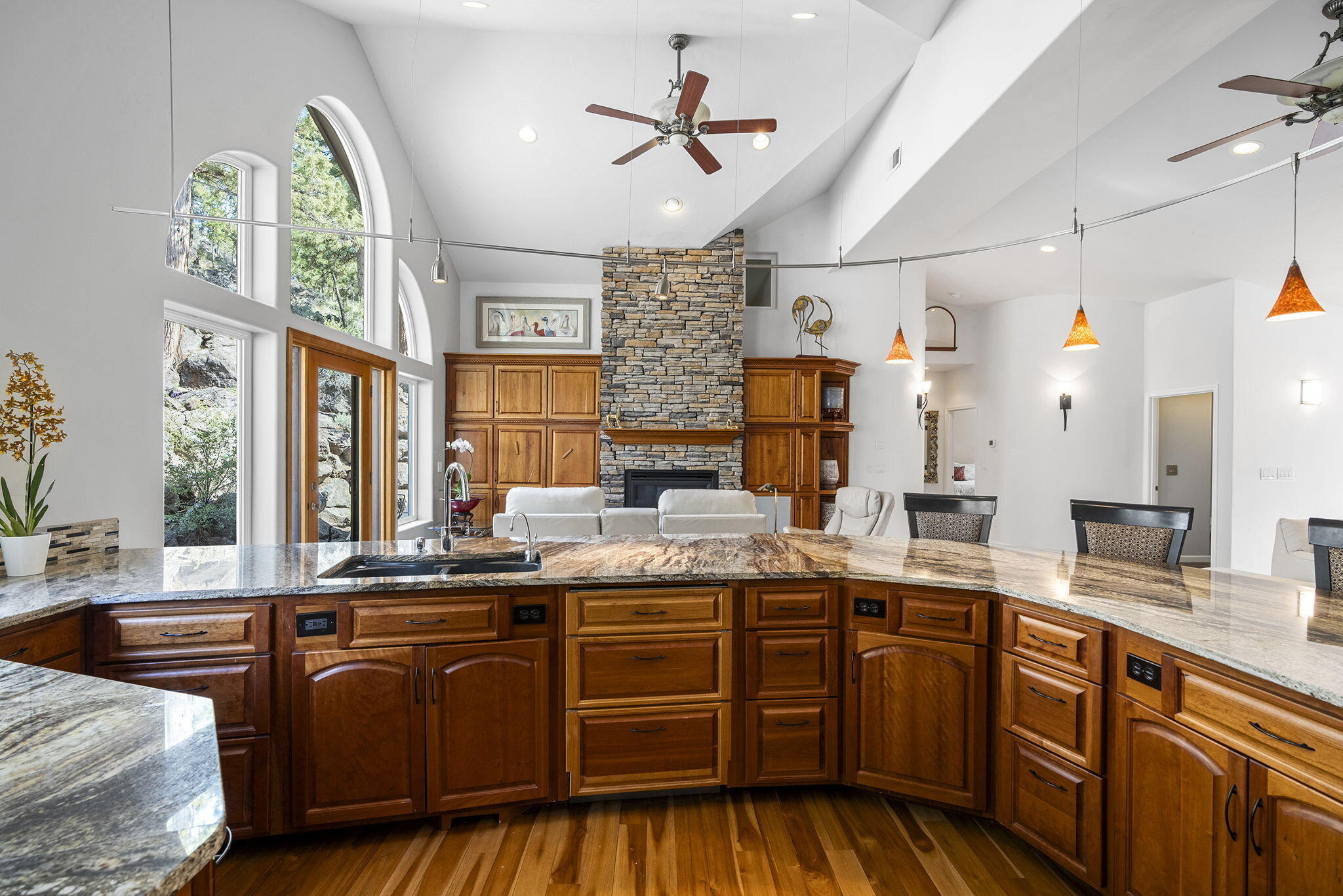 2279 NW Putnam Road