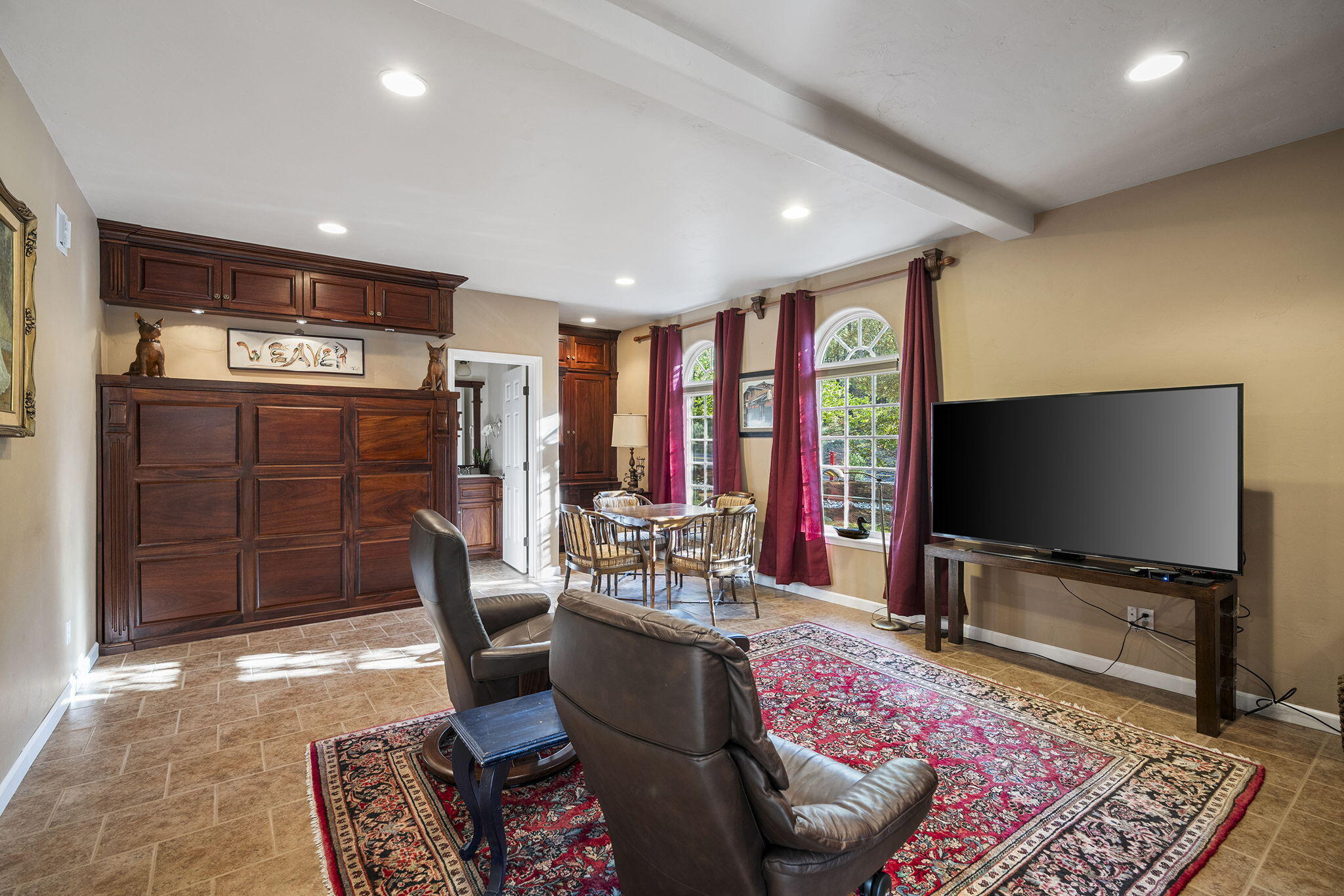 2279 NW Putnam Road