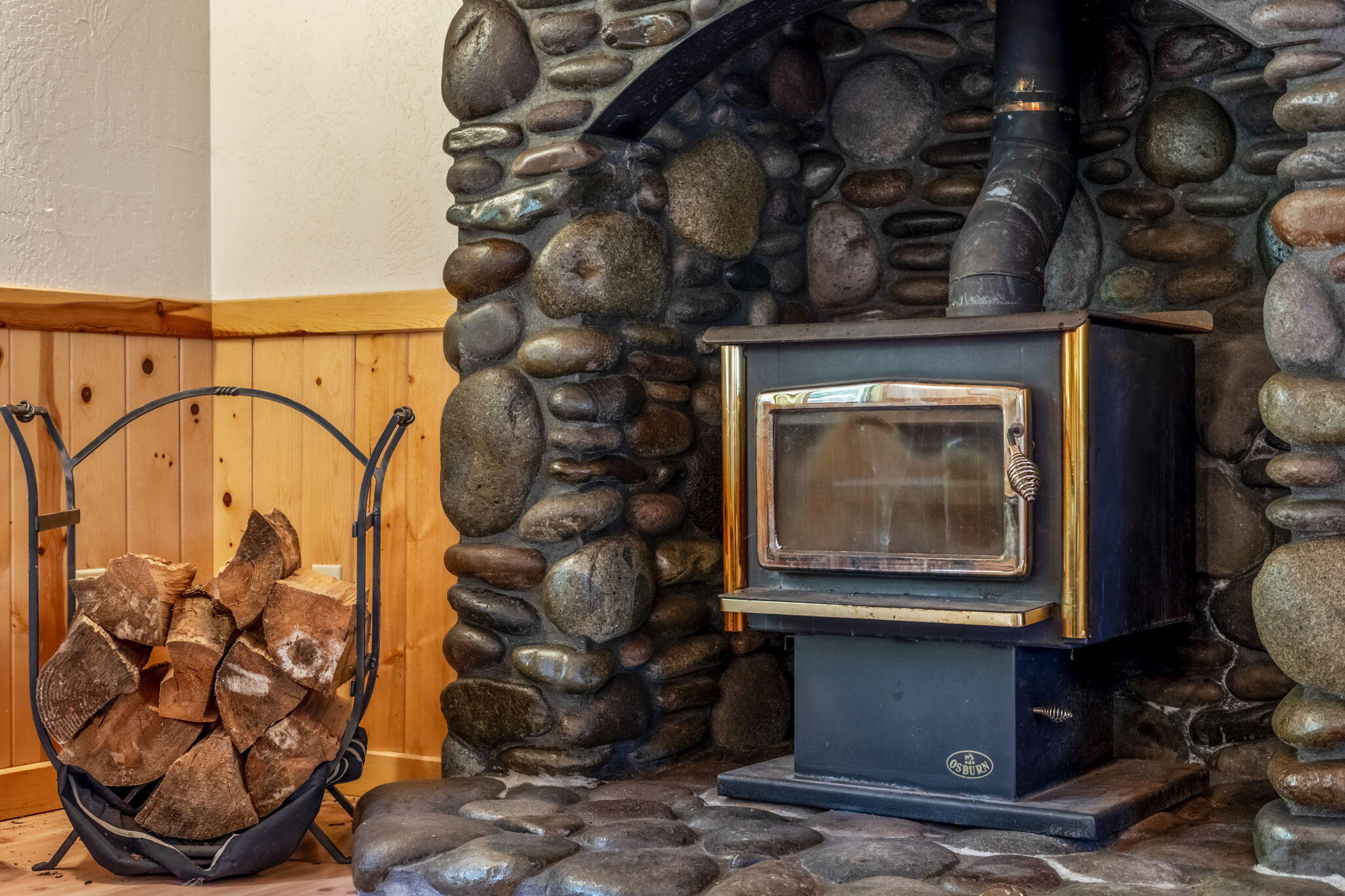 25601 SW Suttle-Sherman Road