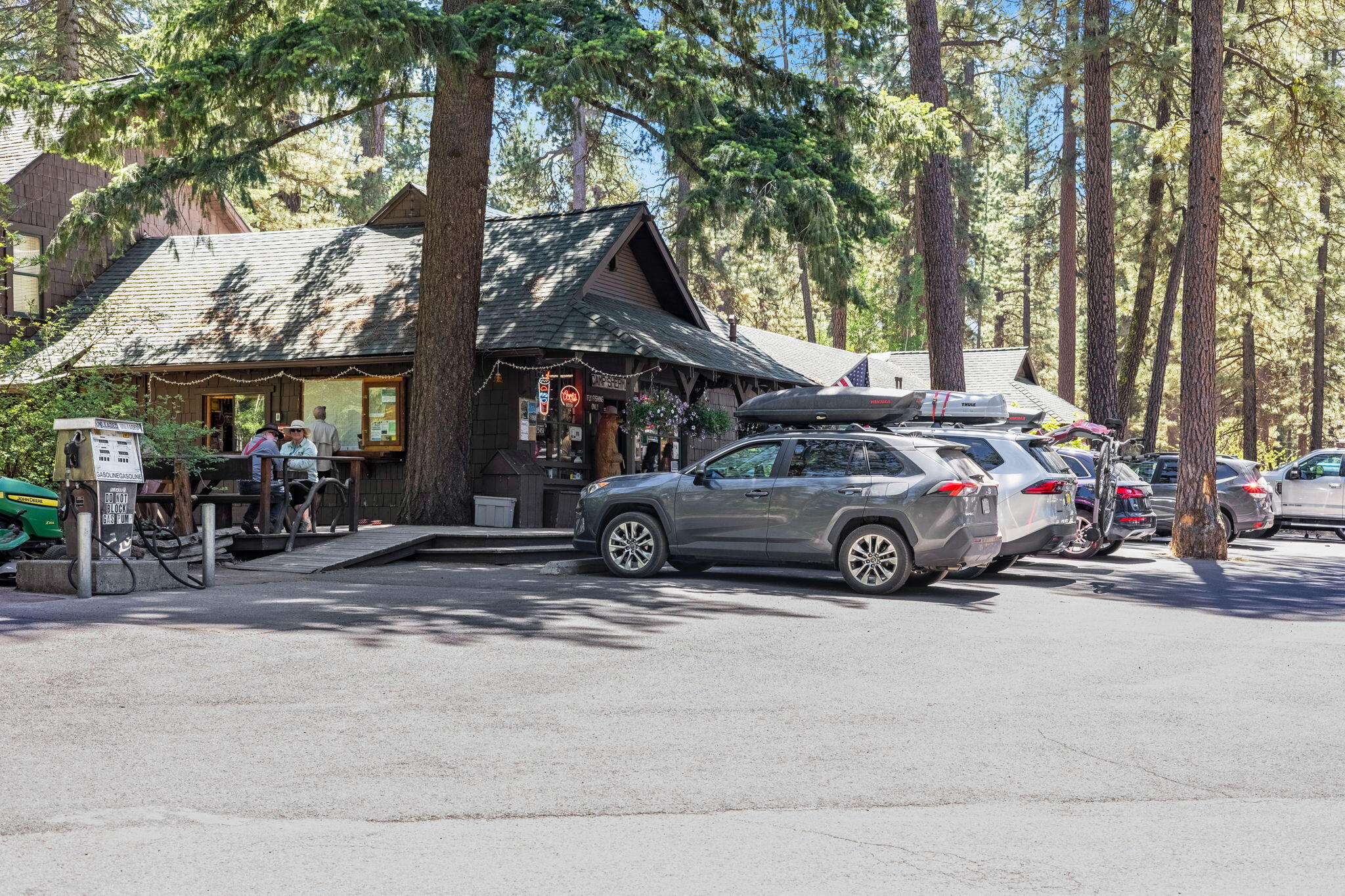 25601 SW Suttle-Sherman Road