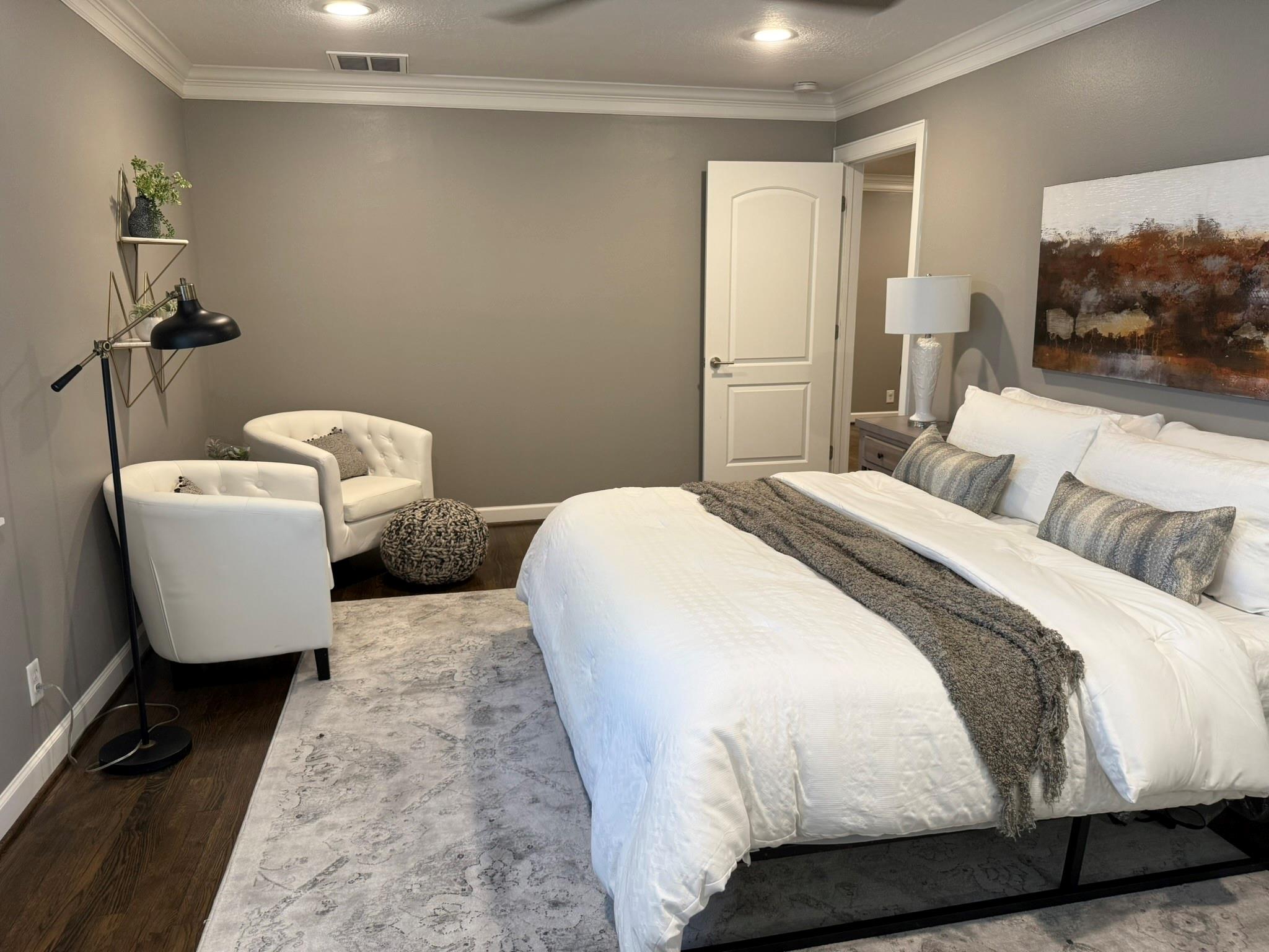8707 Linkmeadow Lane