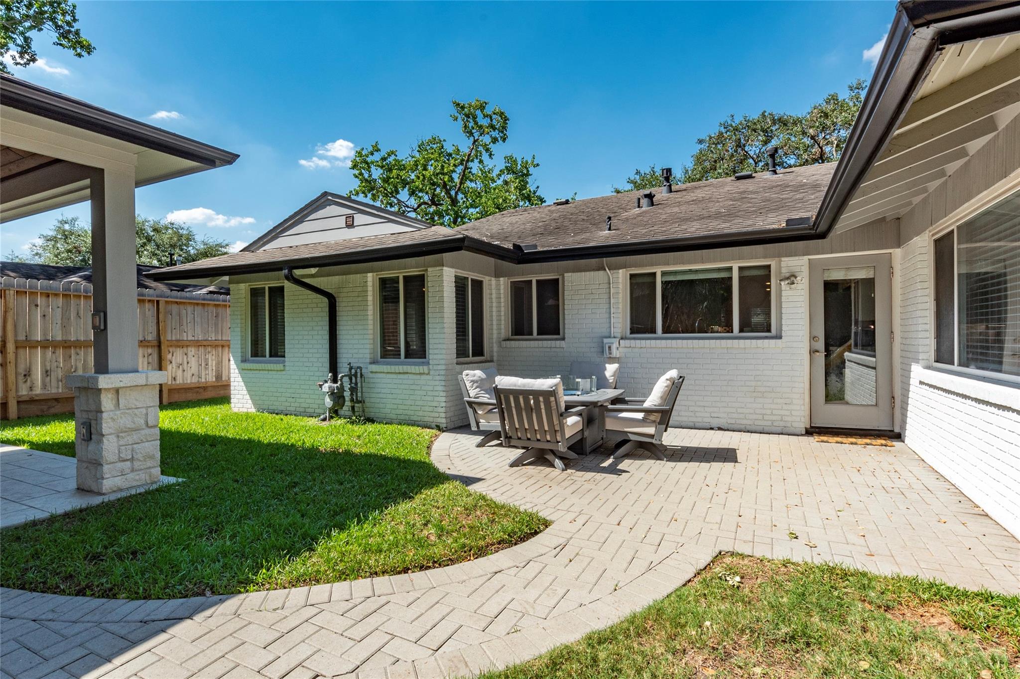 8707 Linkmeadow Lane