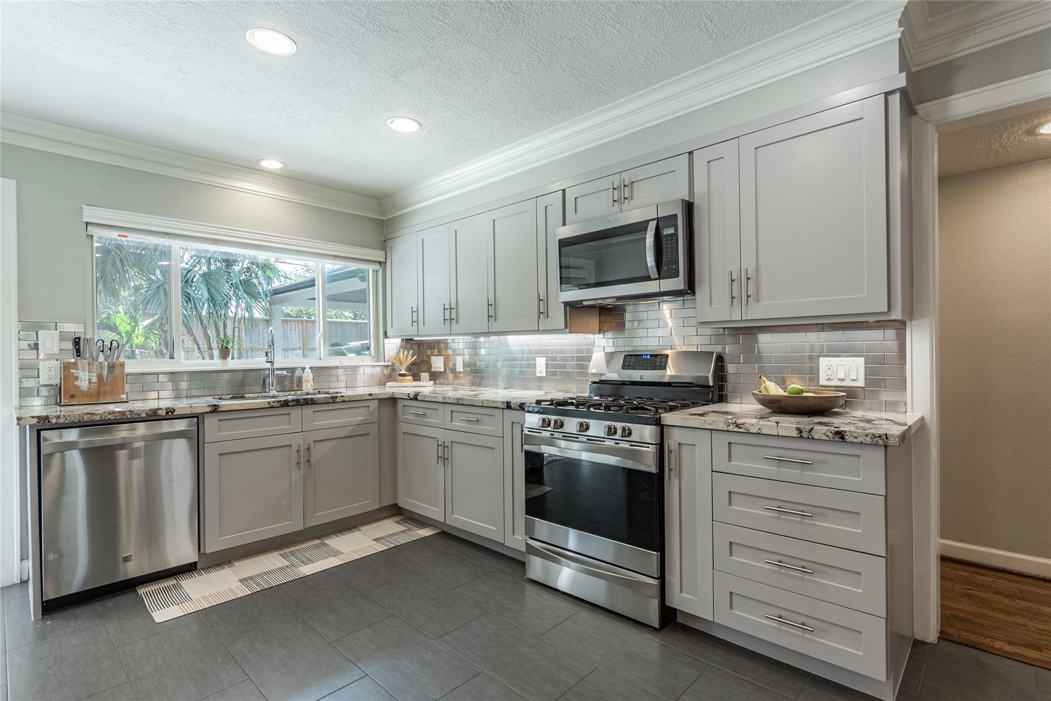8707 Linkmeadow Lane