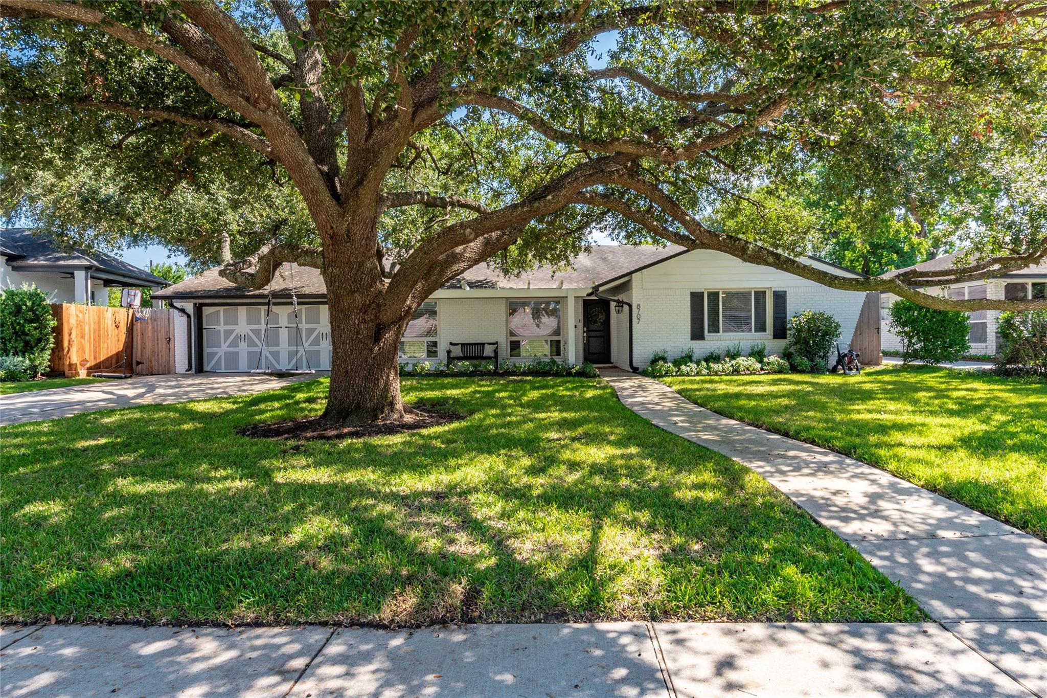 8707 Linkmeadow Lane