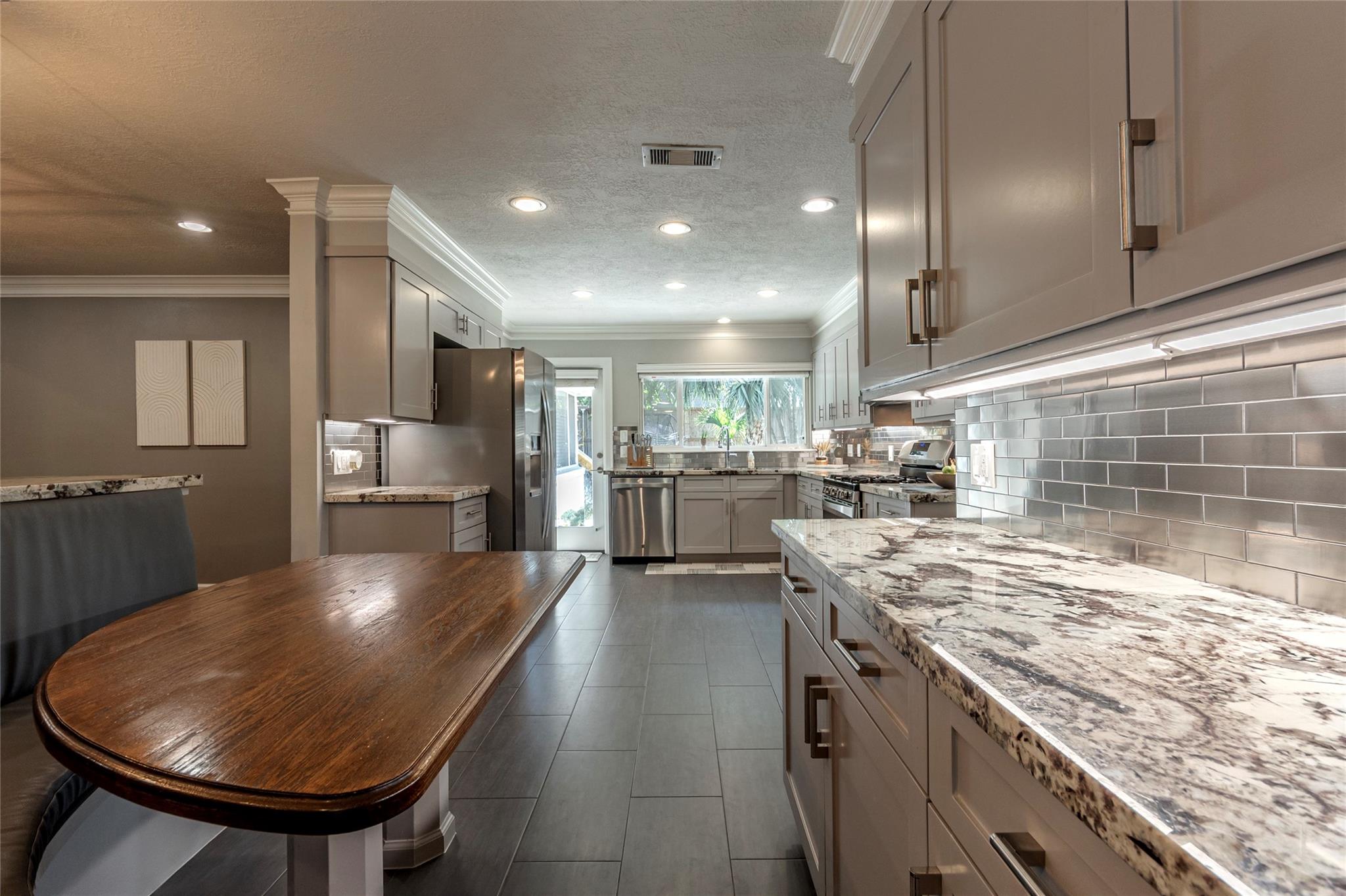 8707 Linkmeadow Lane