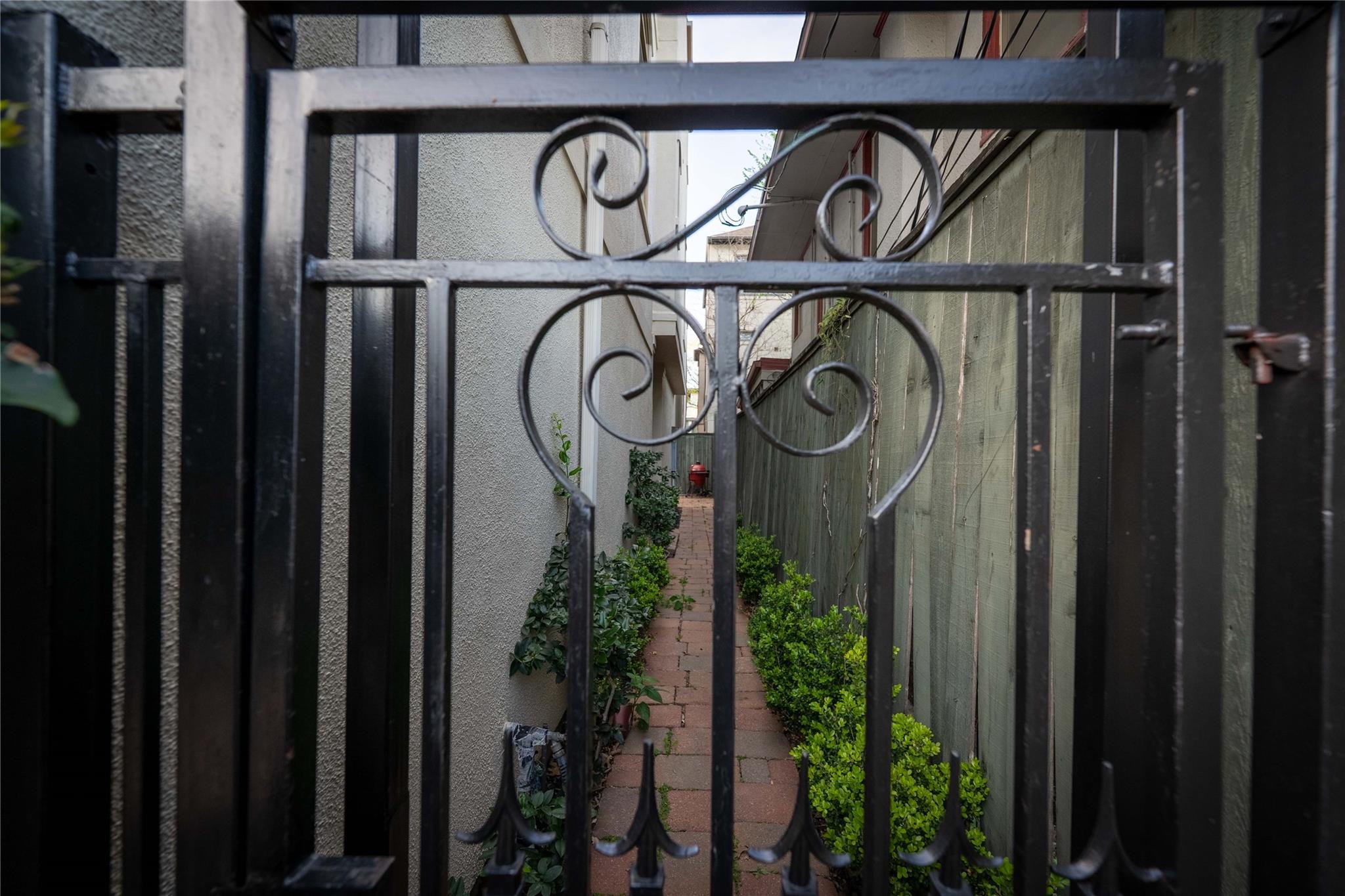 1403 Palm Street # B