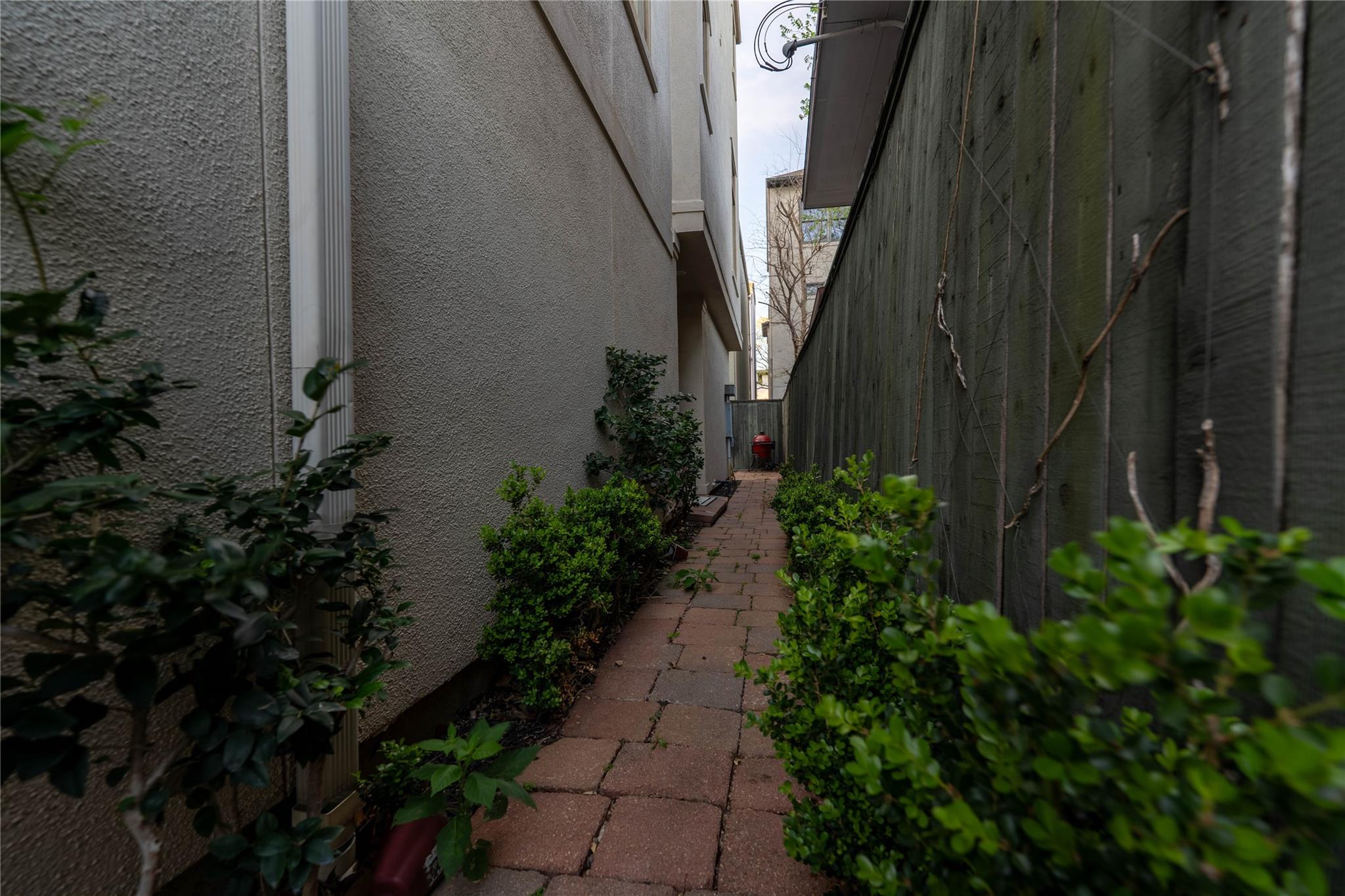 1403 Palm Street # B