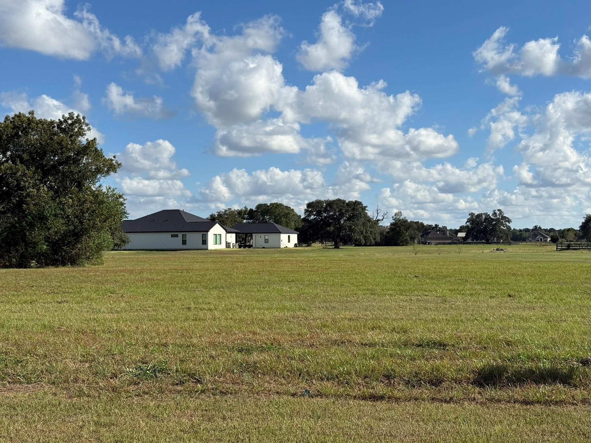 914 Lily Lane, Rosharon