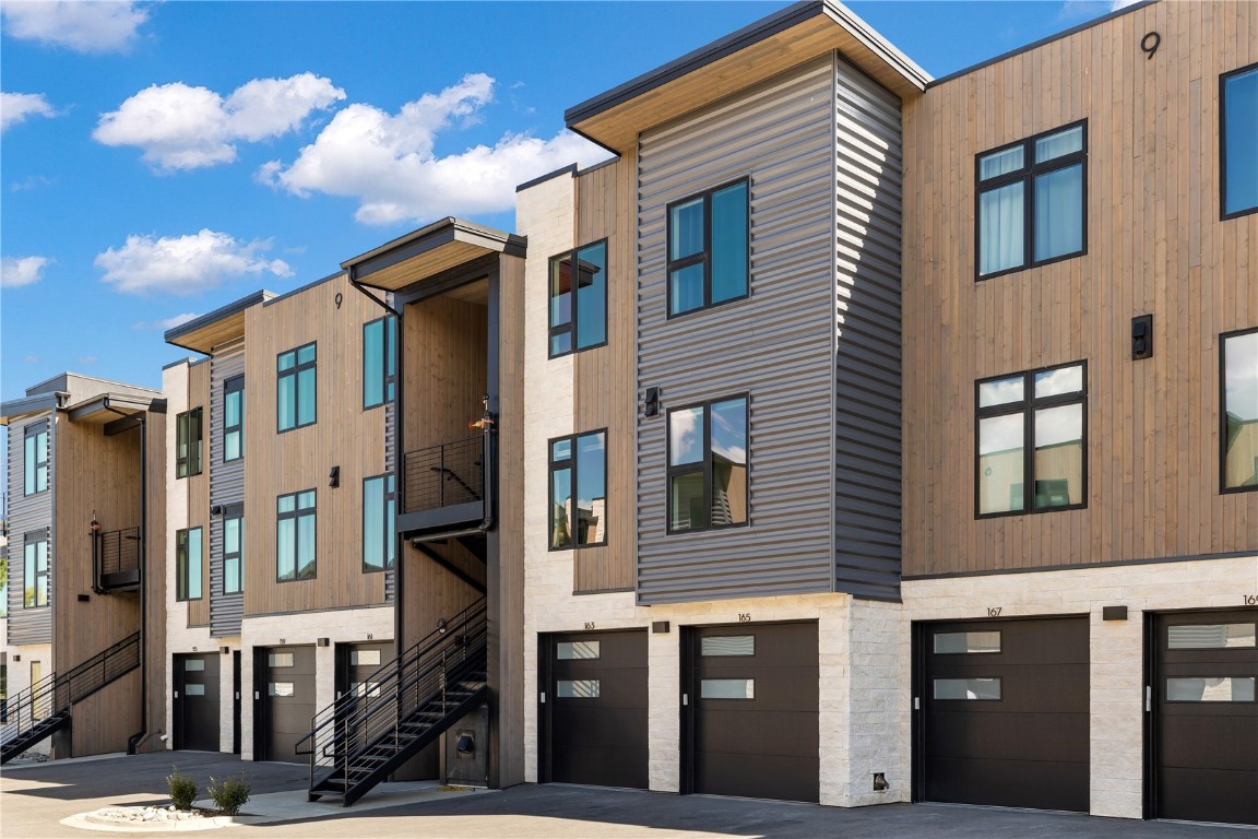 930 Blue River PARKWAY 924