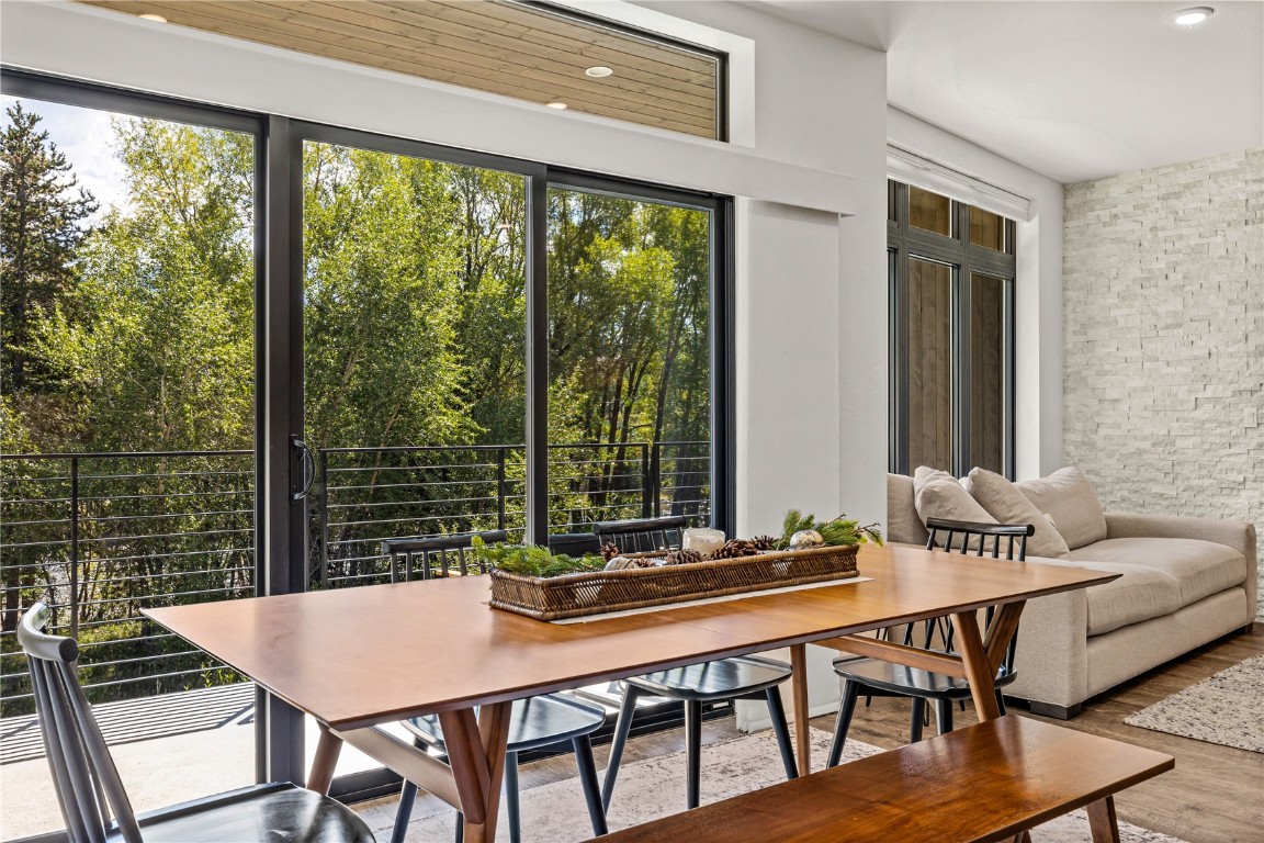 930 Blue River PARKWAY 924