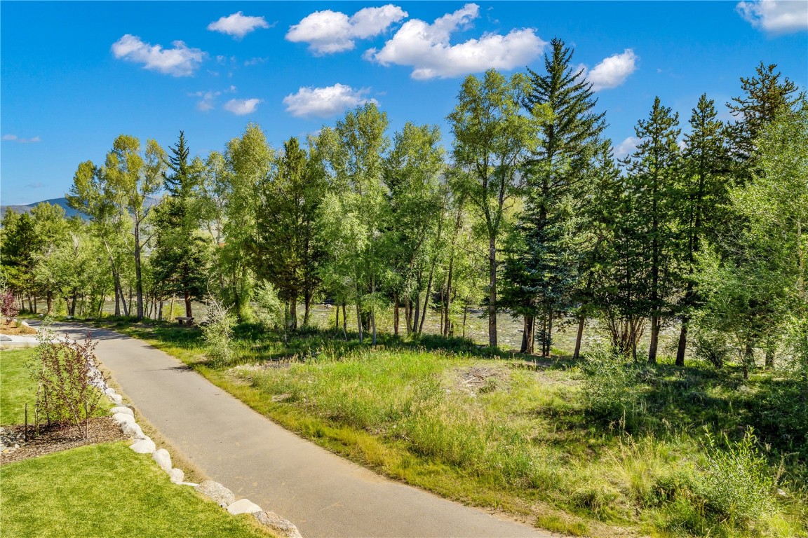 930 Blue River PARKWAY 924