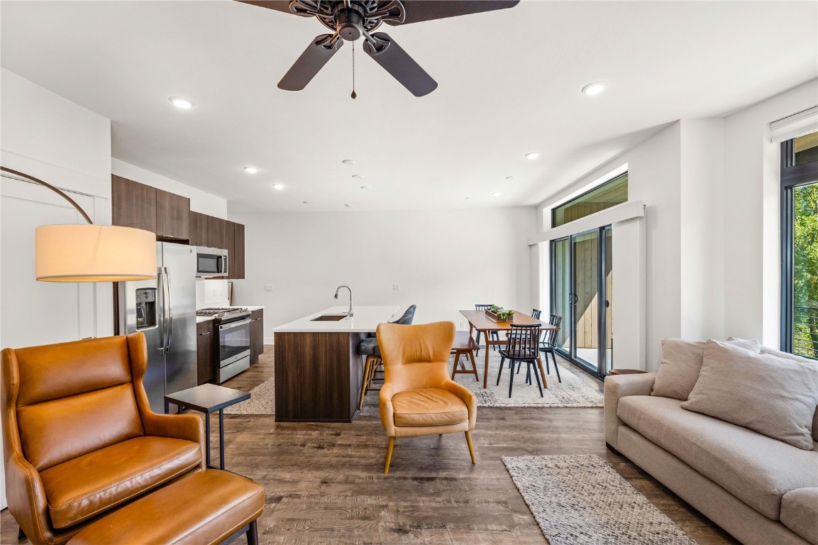 930 Blue River PARKWAY 924