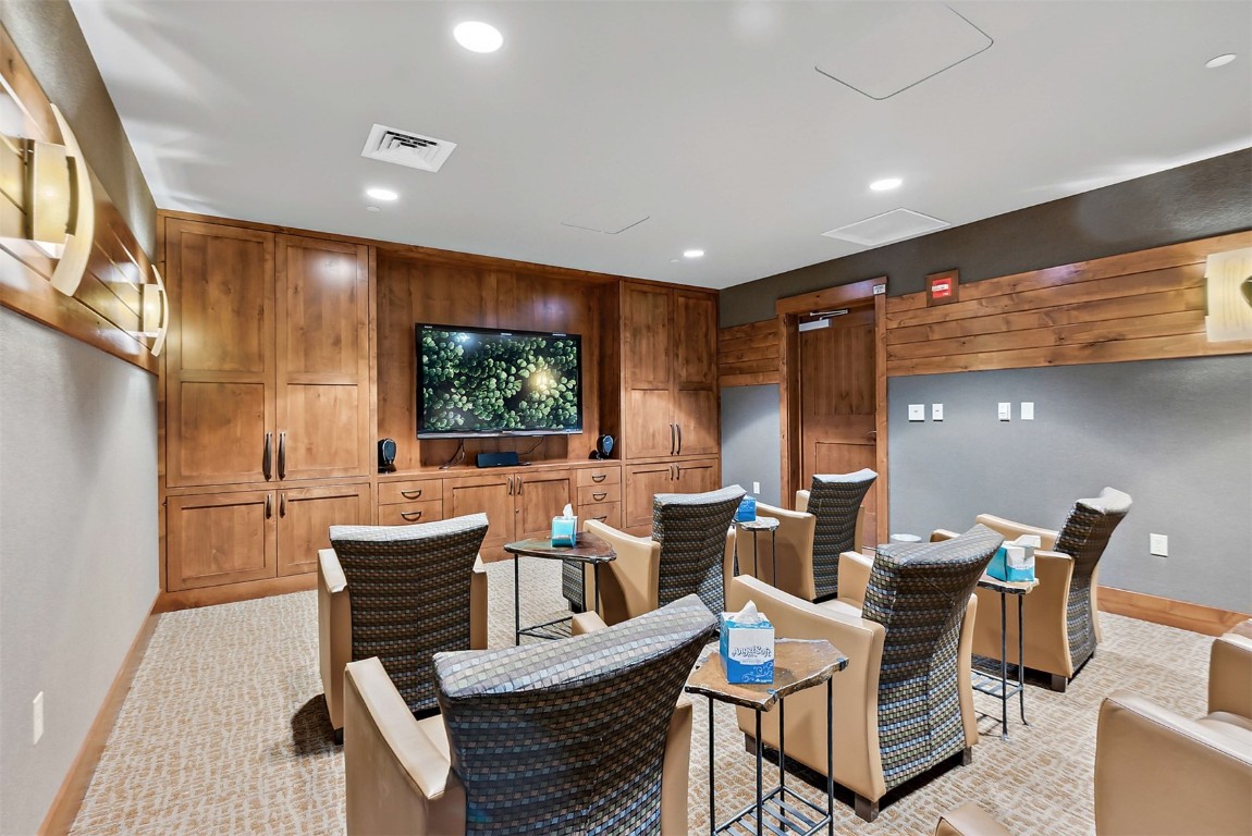 1521 Ski Hill ROAD 8312