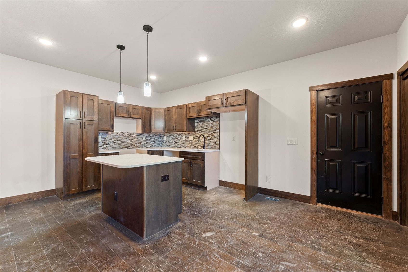 101 Mule Deer COURT