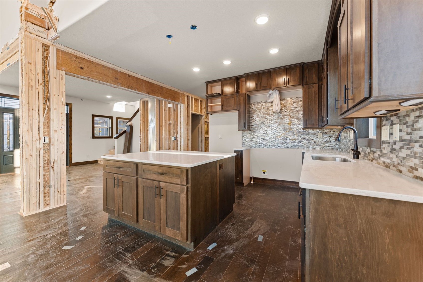 101 Mule Deer COURT
