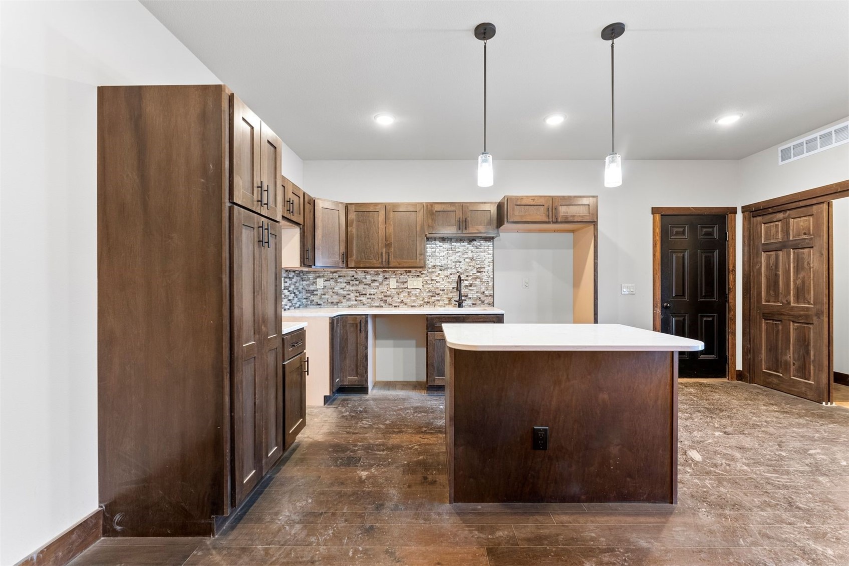 101 Mule Deer COURT