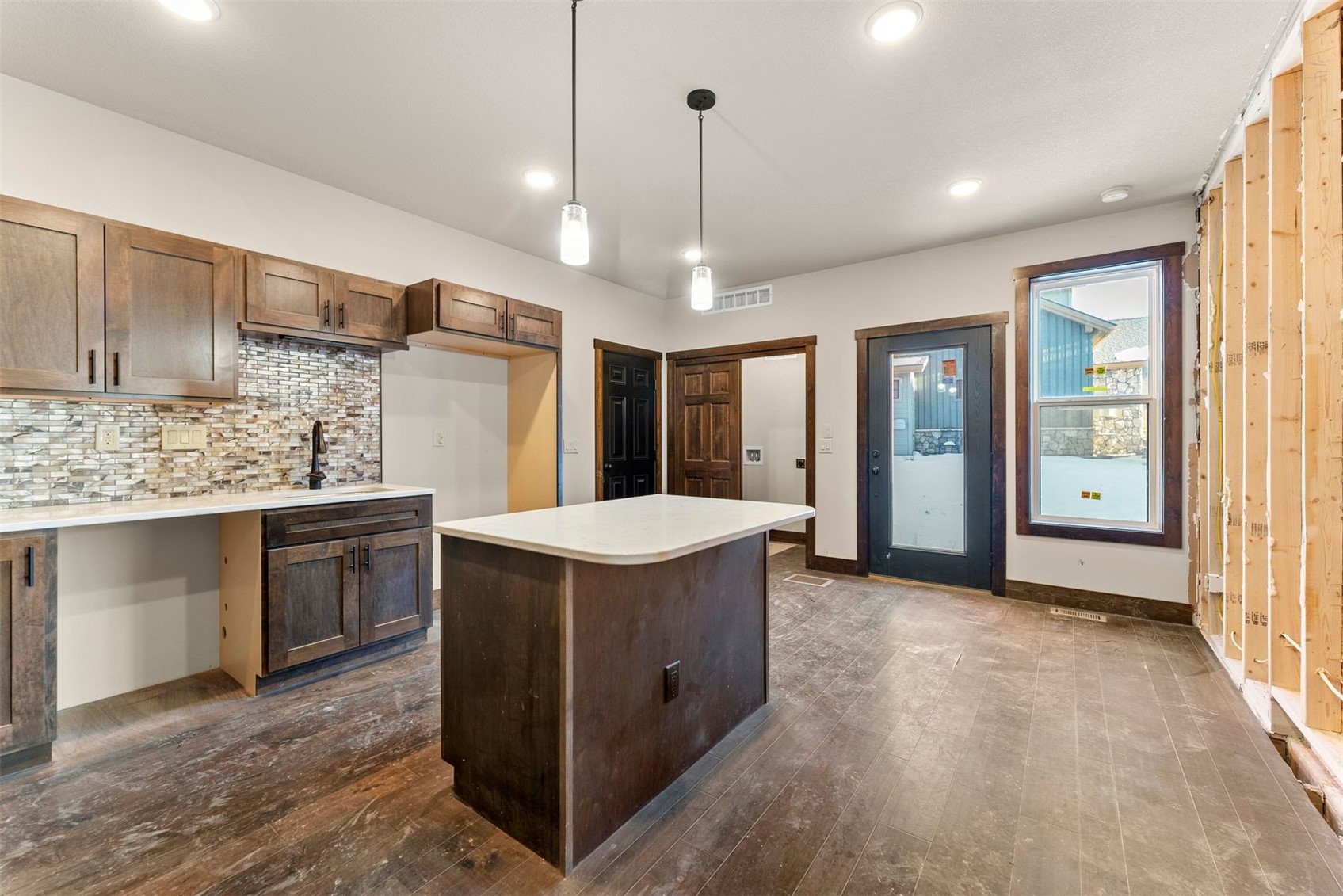 101 Mule Deer COURT