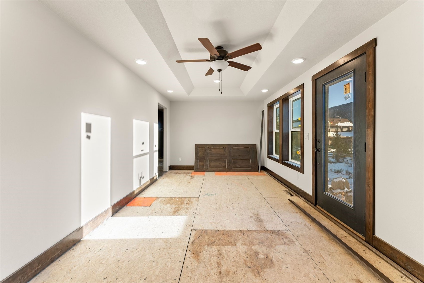 101 Mule Deer COURT