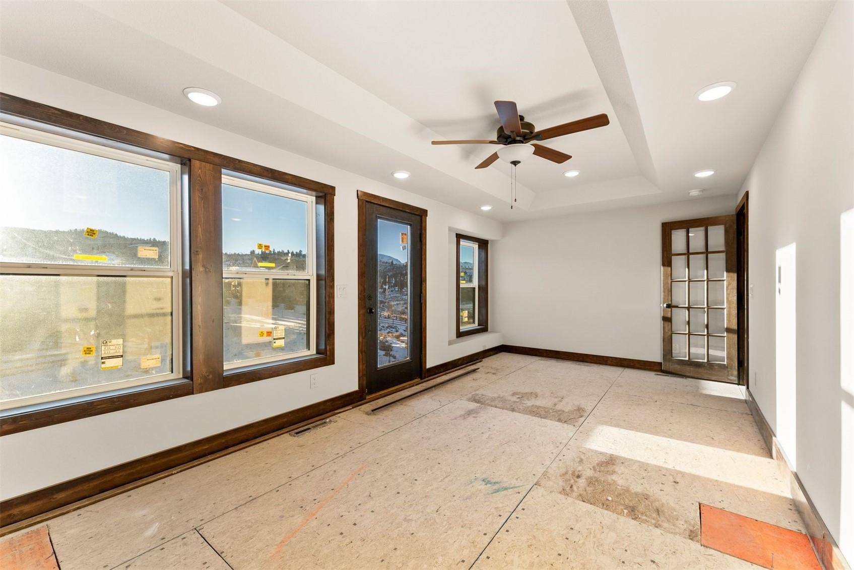 101 Mule Deer COURT