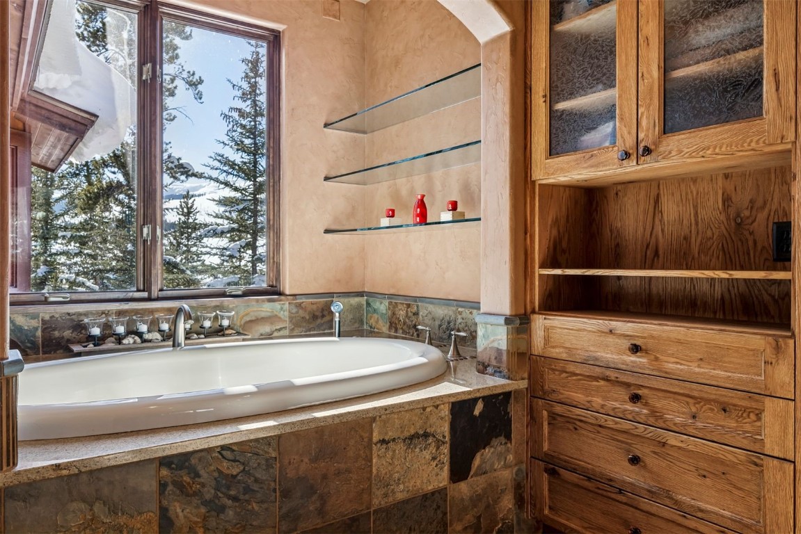 500 Highfield TRAIL
