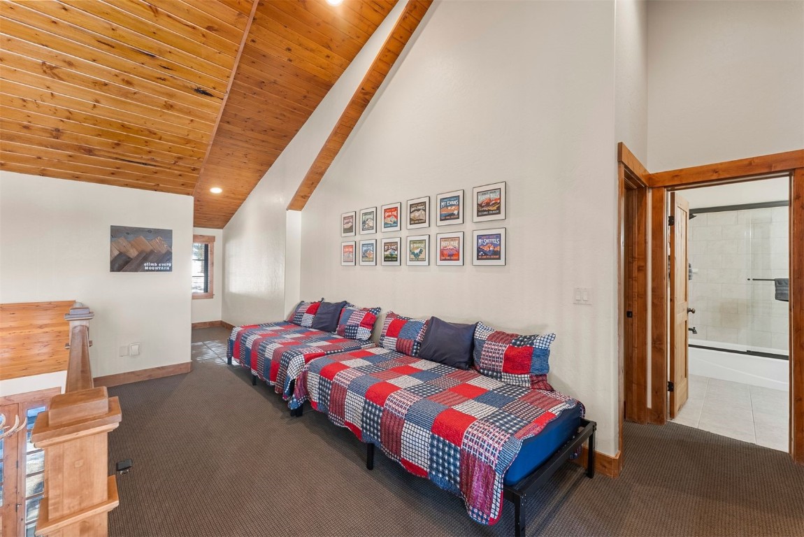 40 Cooney COURT