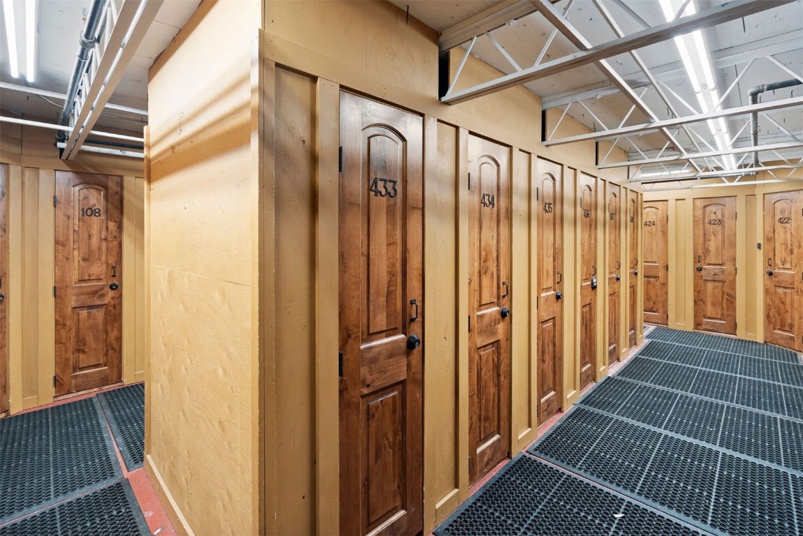 107 SKIWATCH DRIVE 329