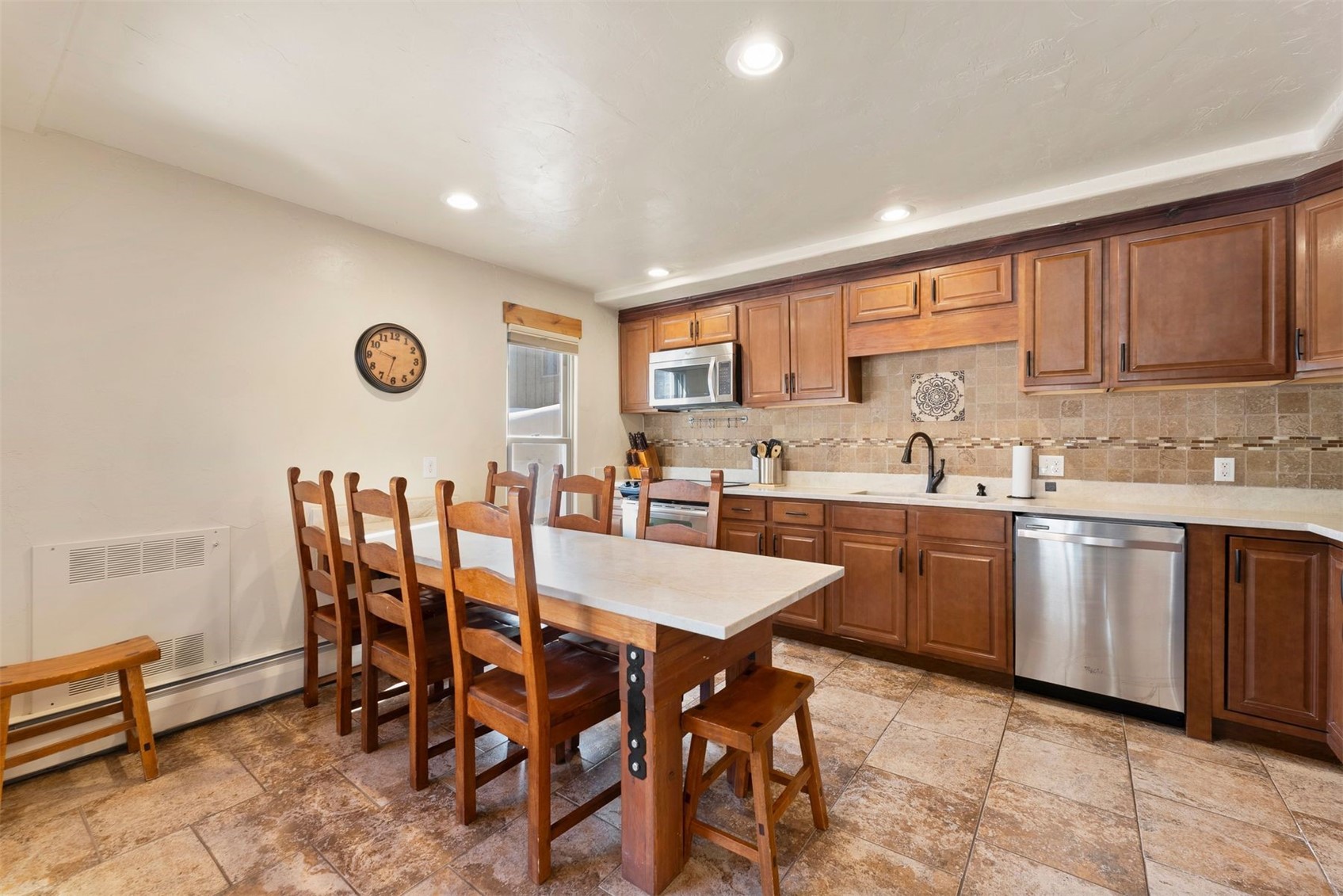 107 SKIWATCH DRIVE 329