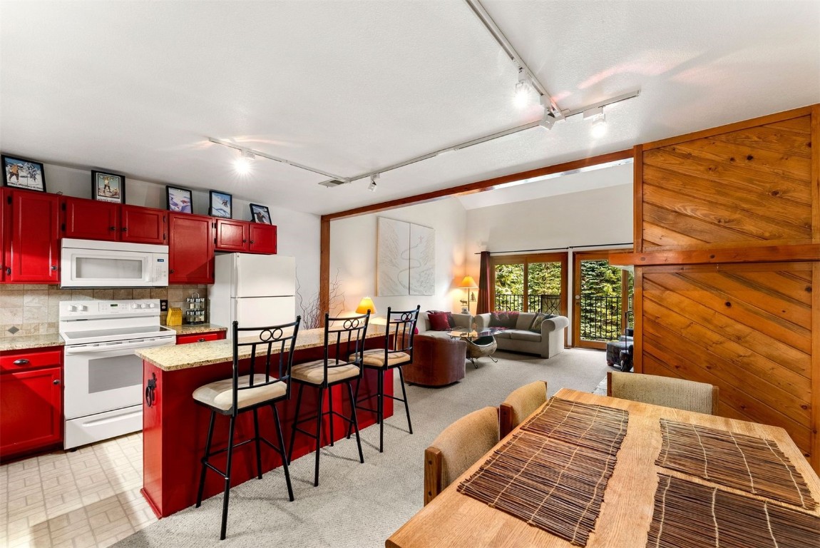 10500 Ryan Gulch ROAD J-106