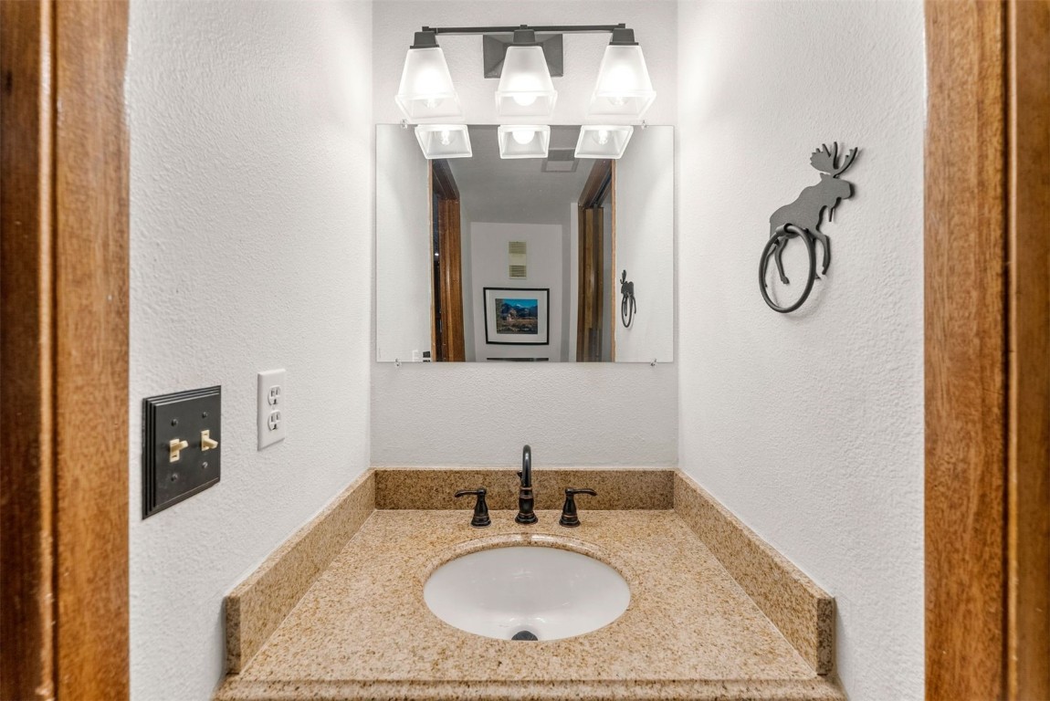 10500 Ryan Gulch ROAD J-106