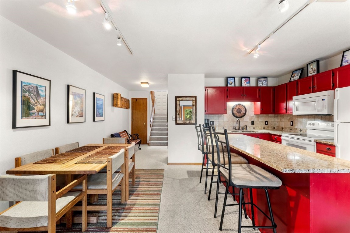 10500 Ryan Gulch ROAD J-106