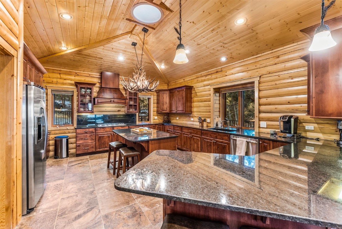 9188 County Road 240