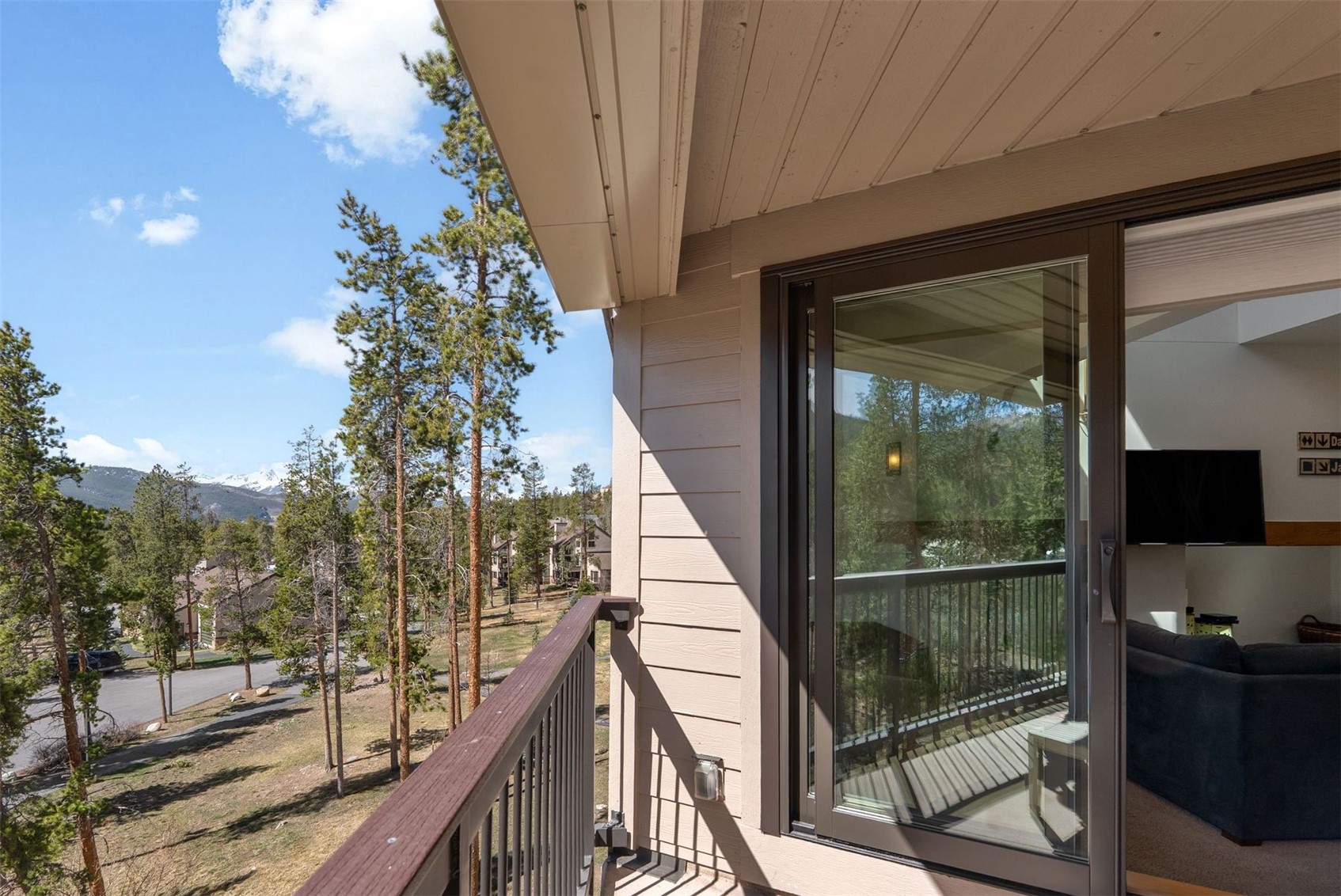 240 Tennis Club ROAD 1665