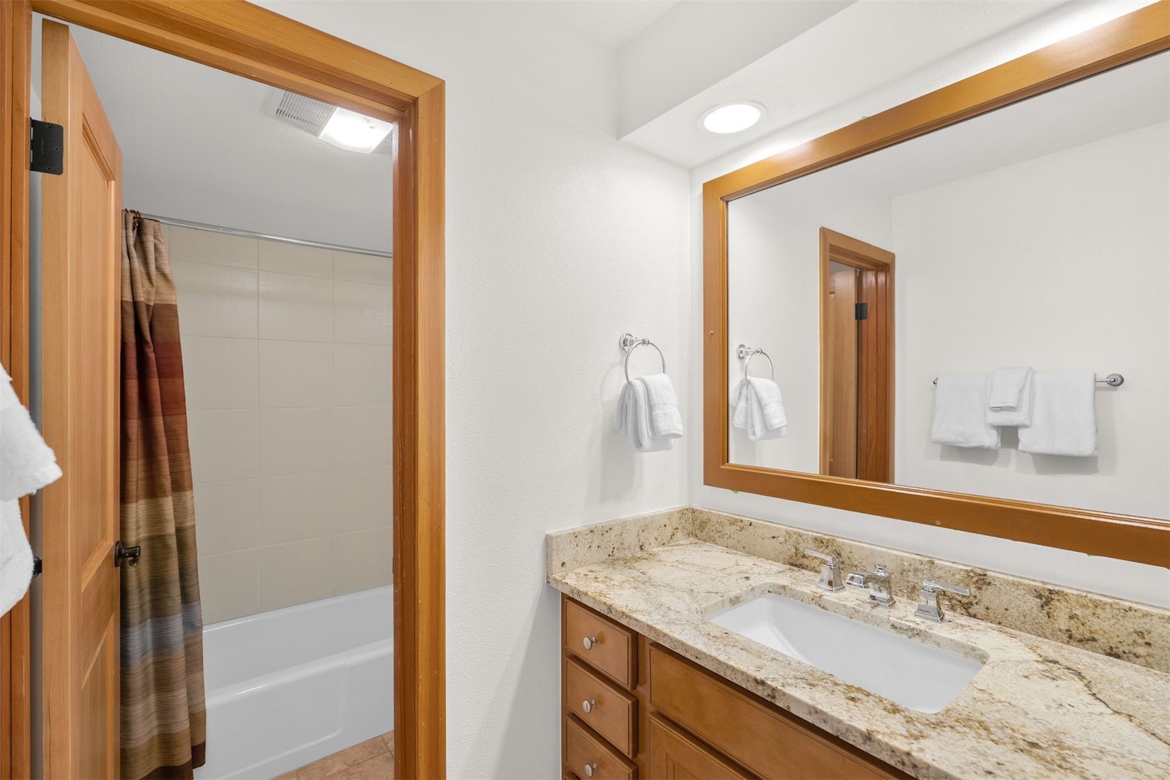 240 Tennis Club ROAD 1665