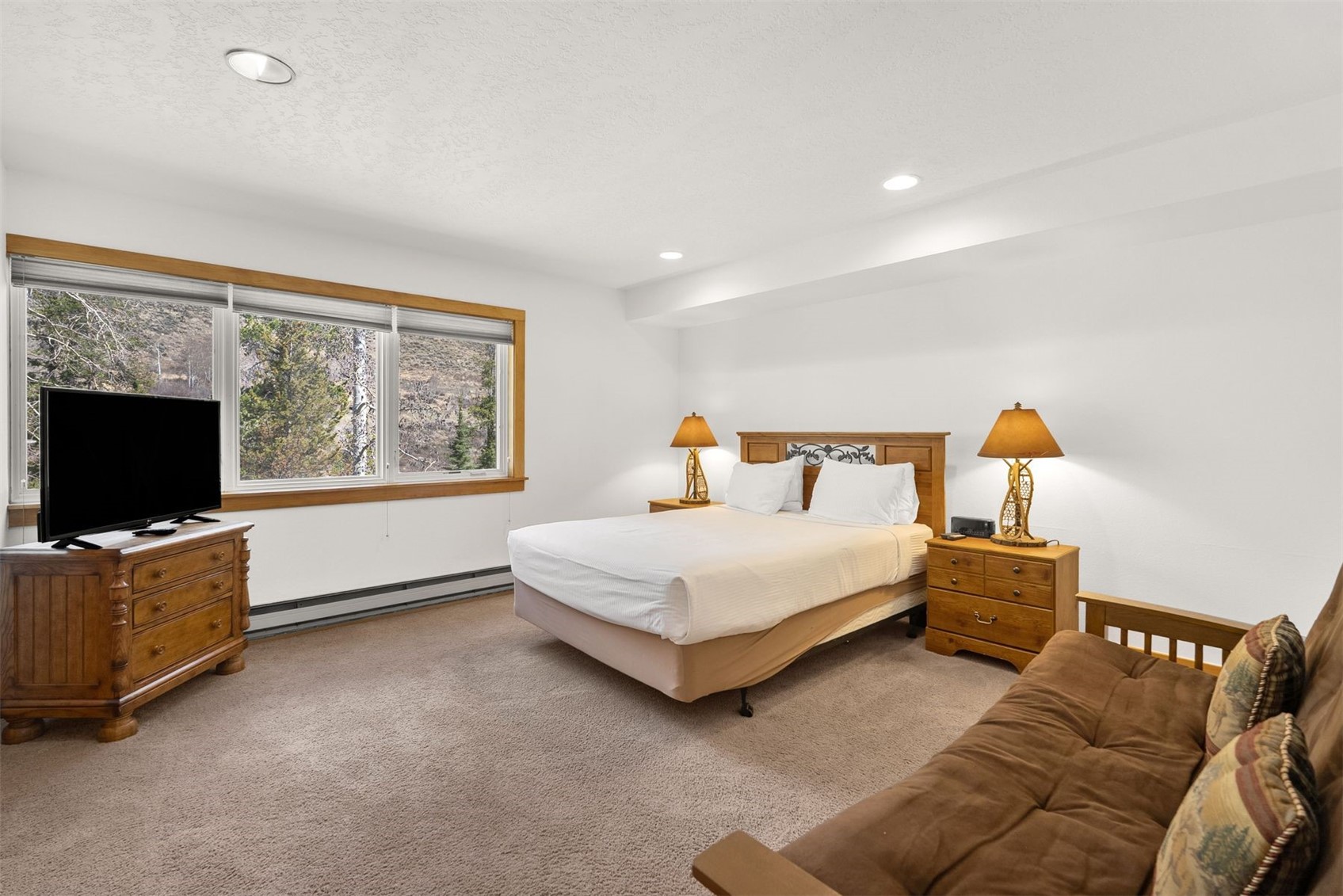 240 Tennis Club ROAD 1665