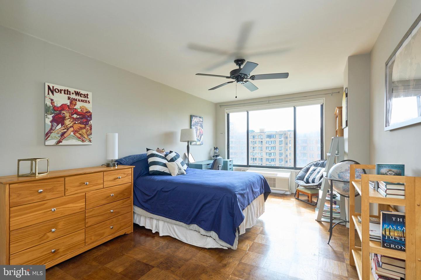 2501 Calvert St NW #809