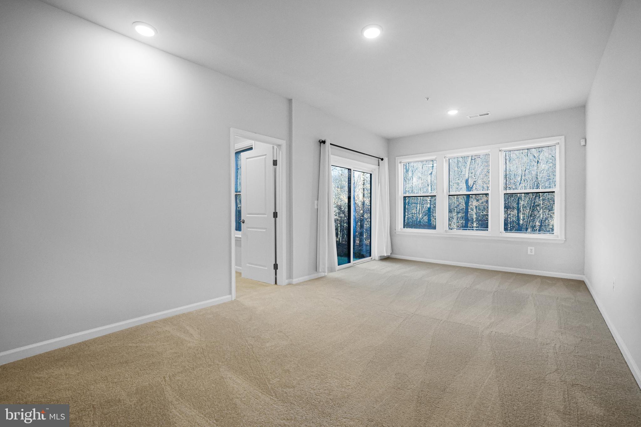 3238 WATERSHED BOULEVARD