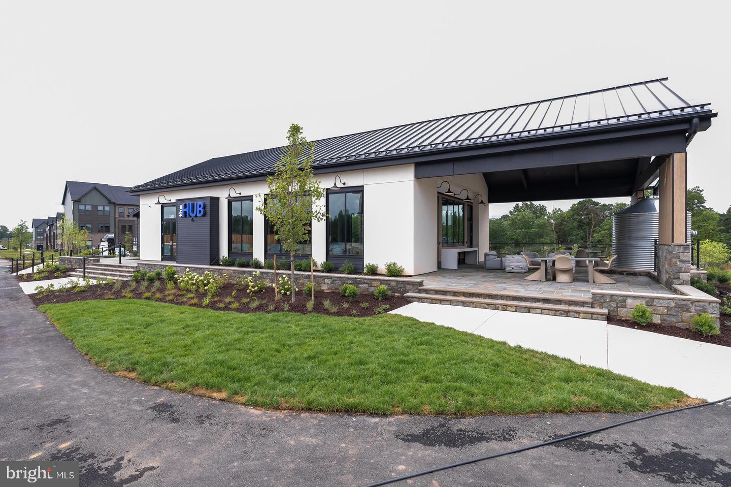 3238 WATERSHED BOULEVARD