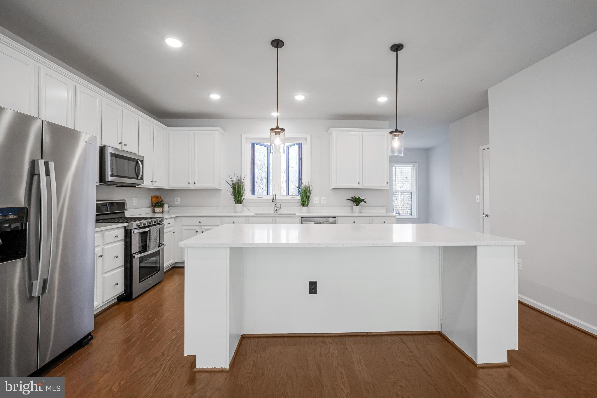 3238 WATERSHED BOULEVARD