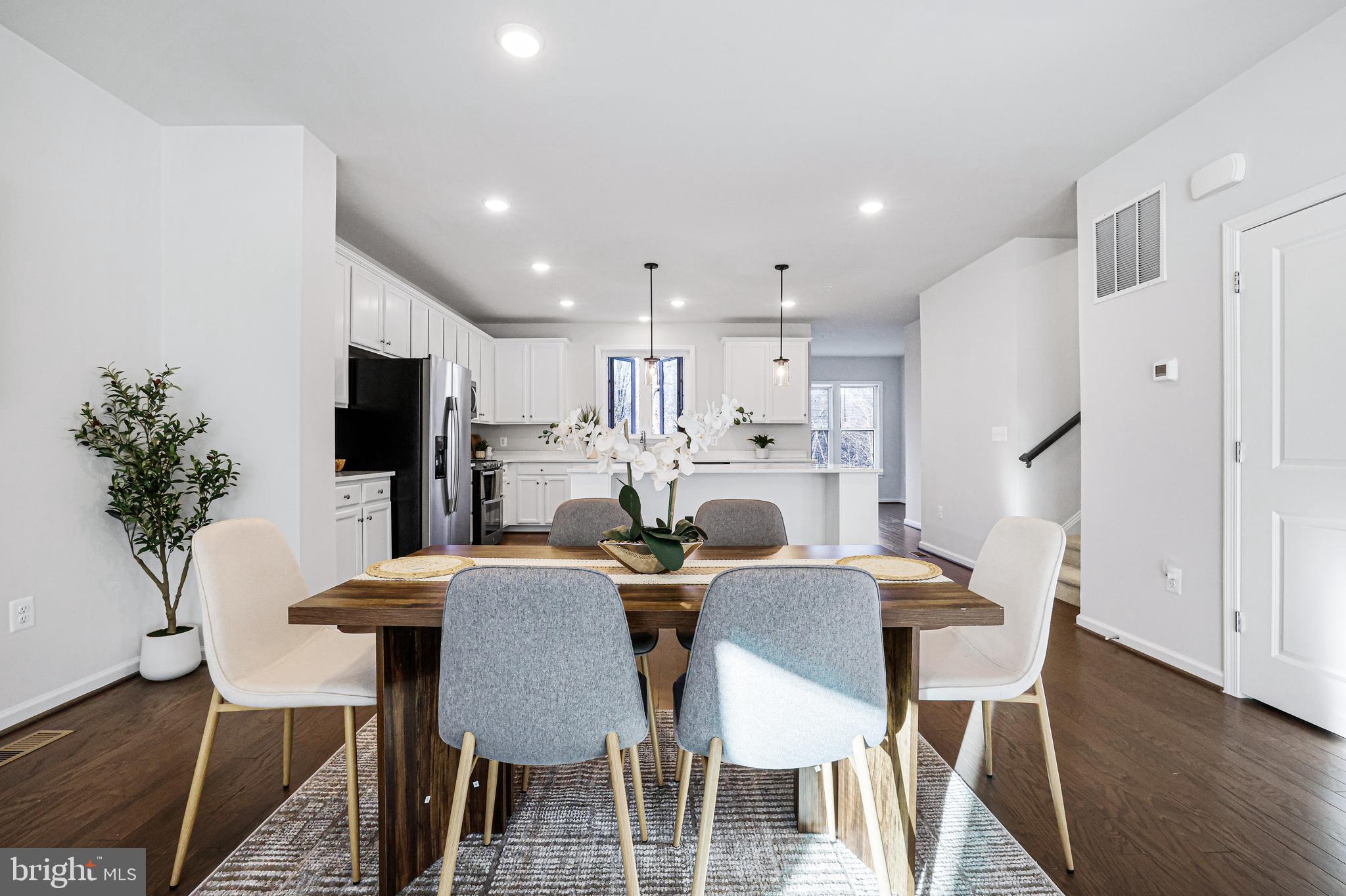 3238 WATERSHED BOULEVARD