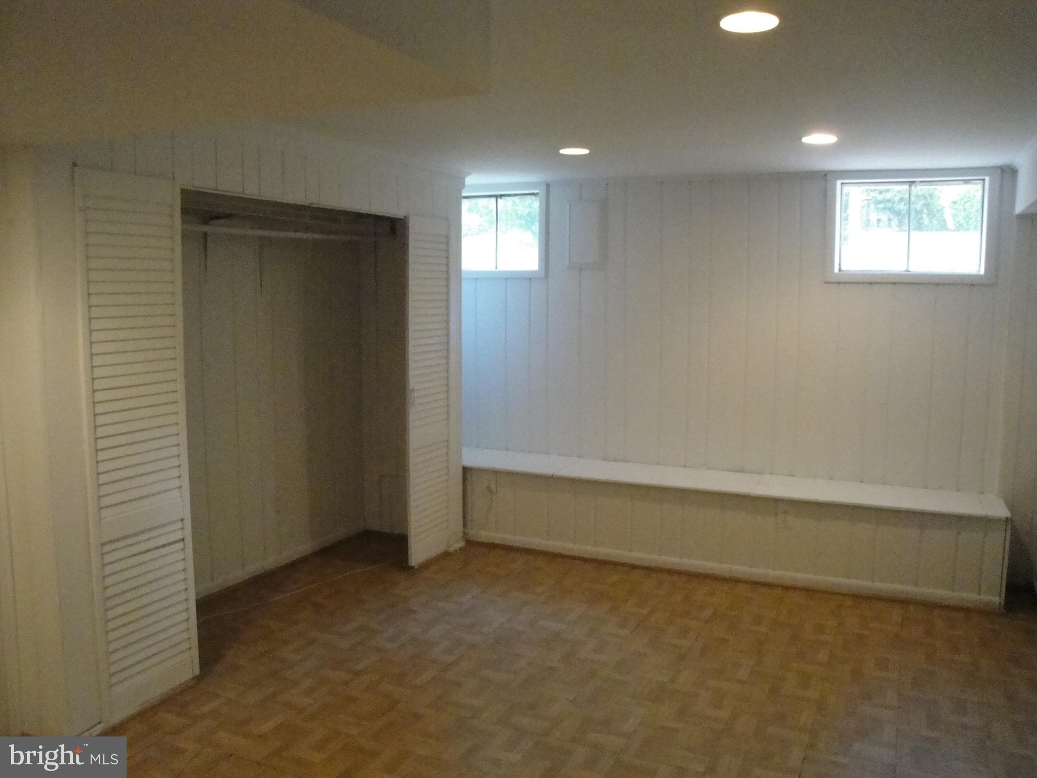 1825 OPALOCKA DR