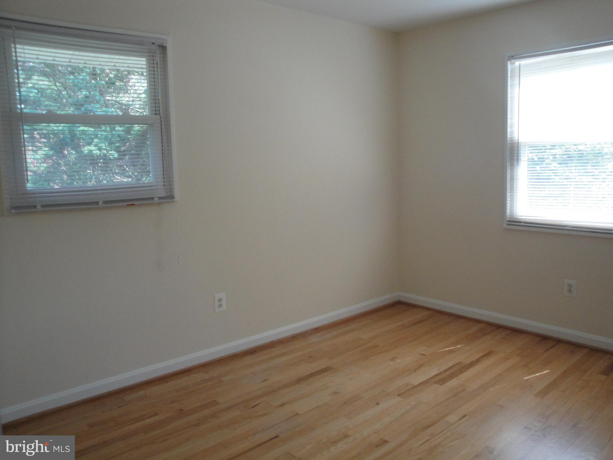1825 OPALOCKA DR