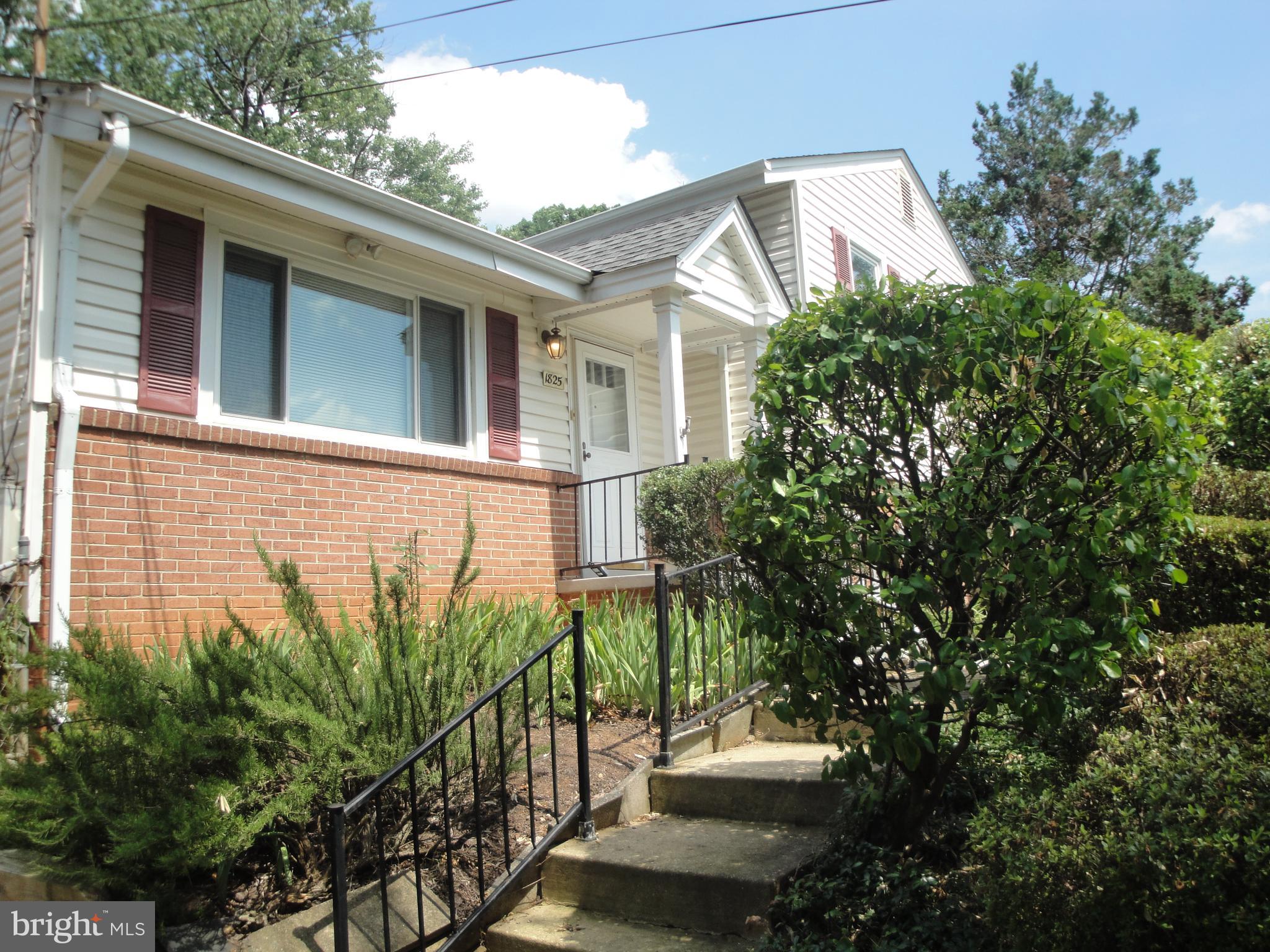 1825 OPALOCKA DR