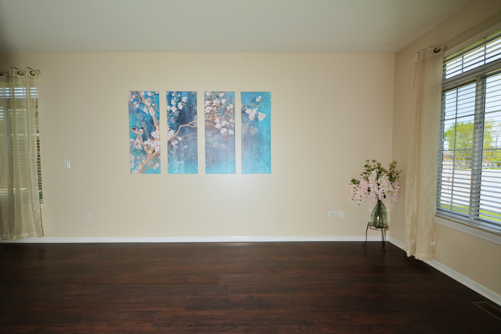 1604 Windward Court